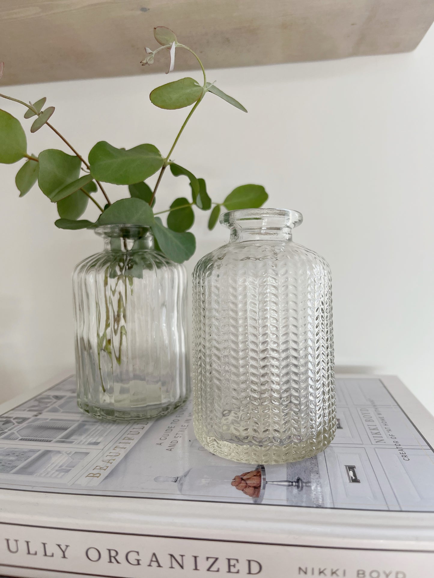 Set Of 2 Glass Bud Vases
