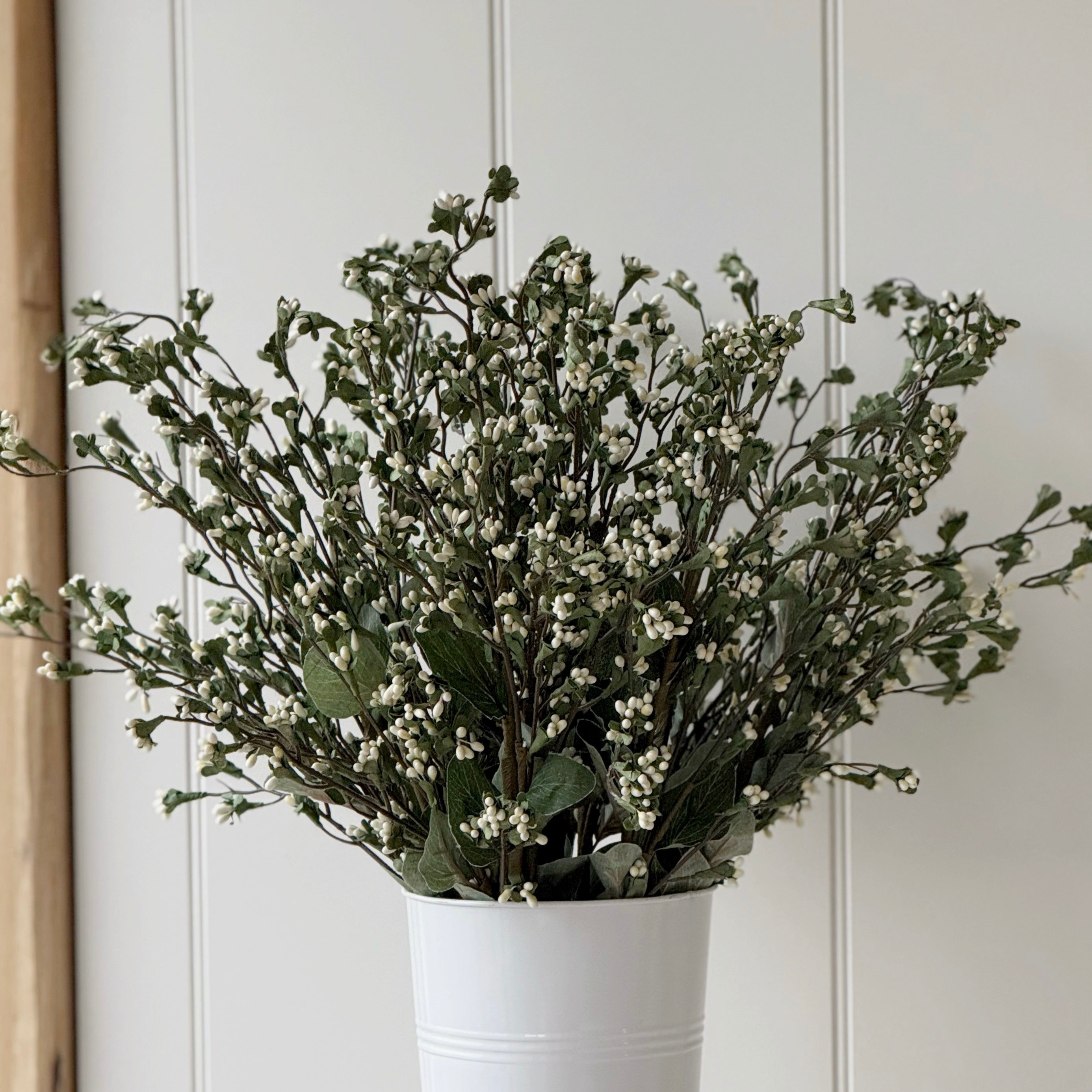 Gypsum Berry Spray