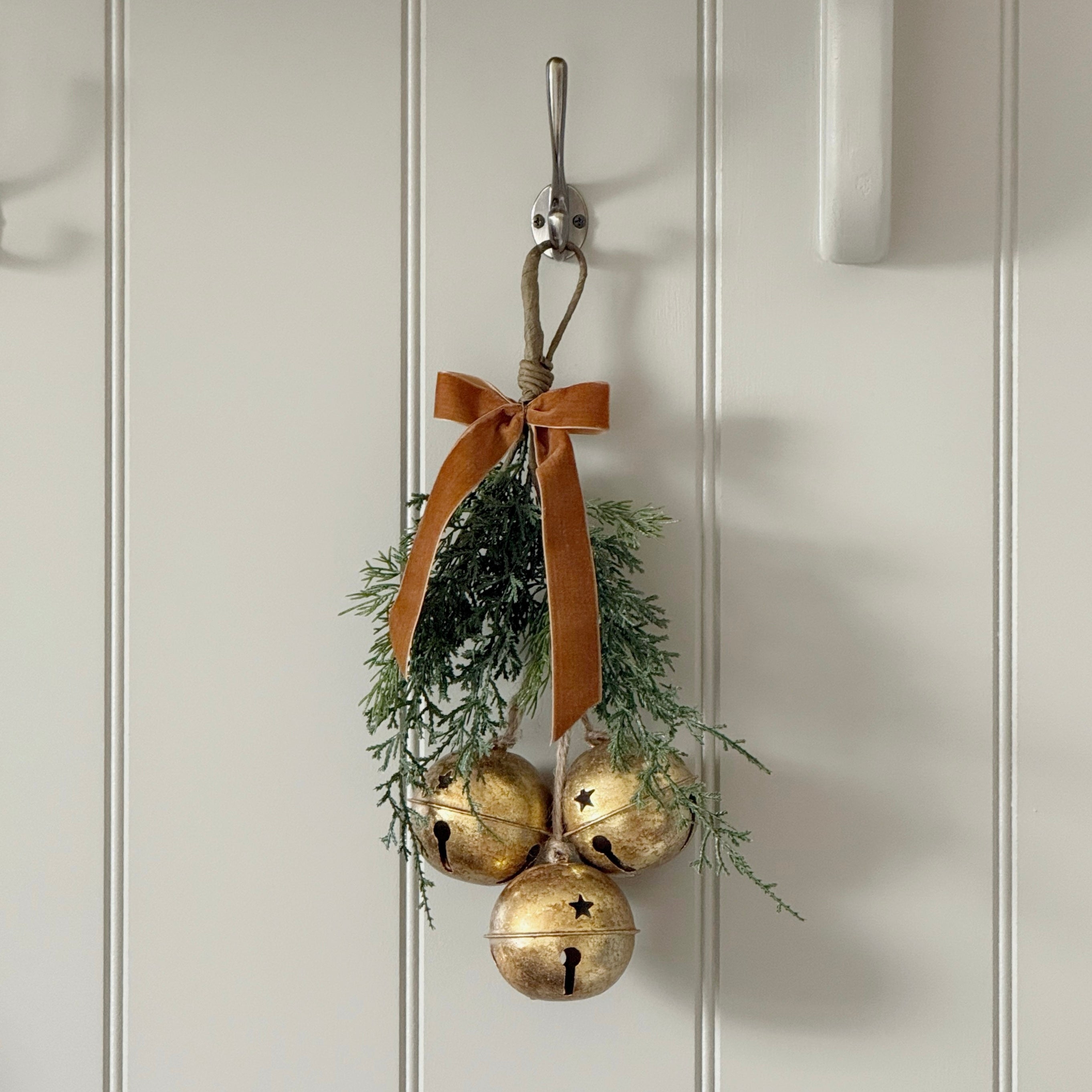 Hanging Bells With Bow