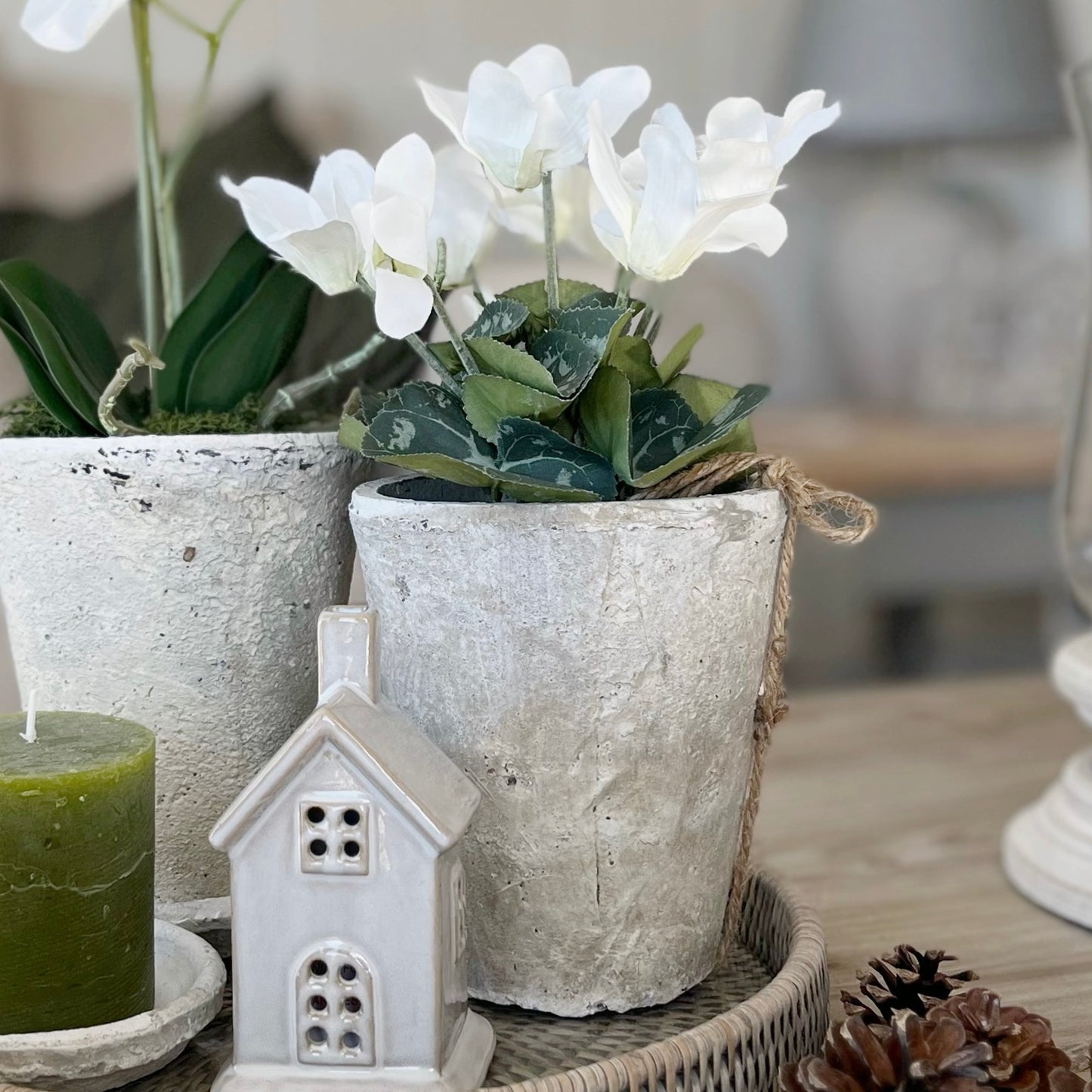 Antiqued Stone Planter 13x14cm