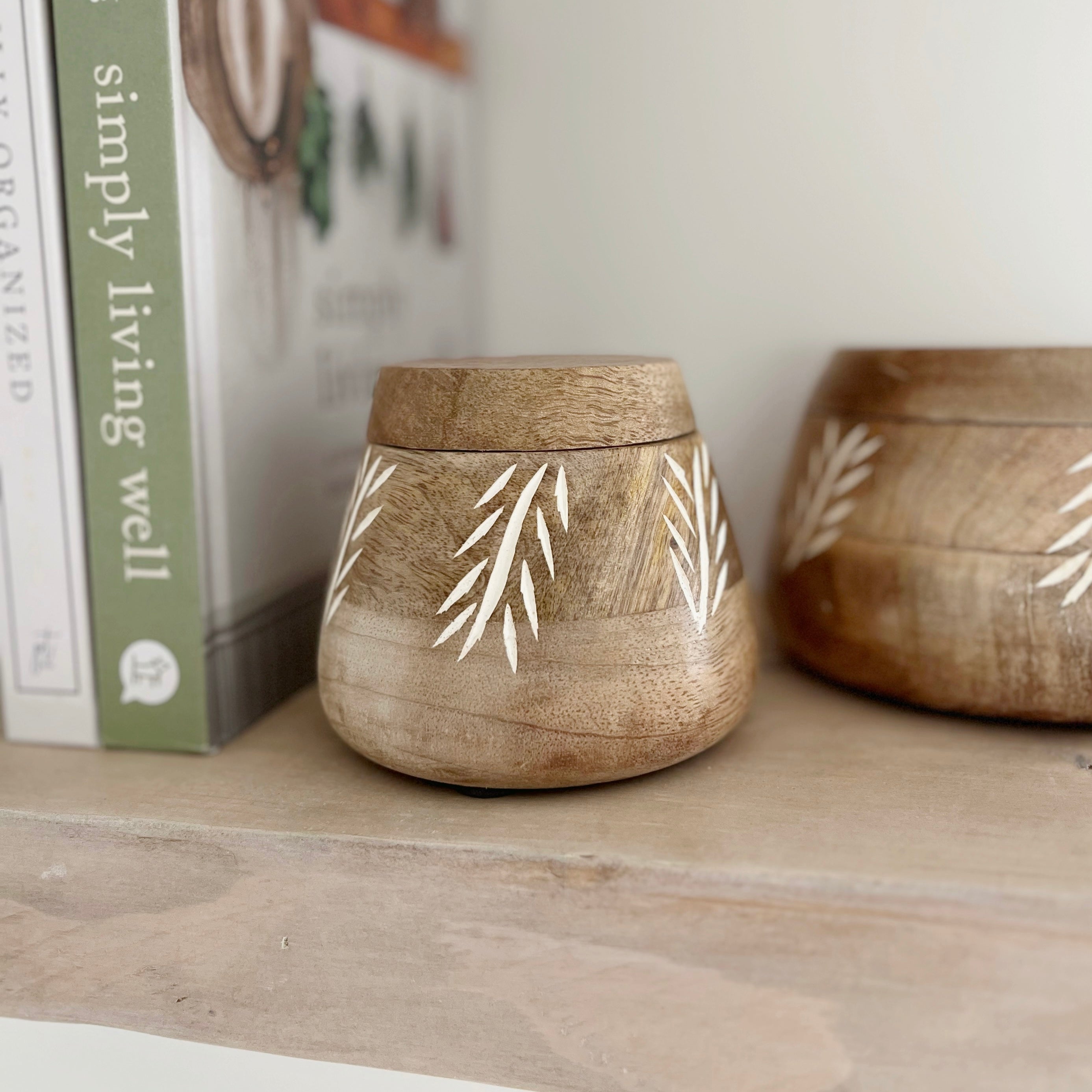 Imperfect Mango Wood Pot