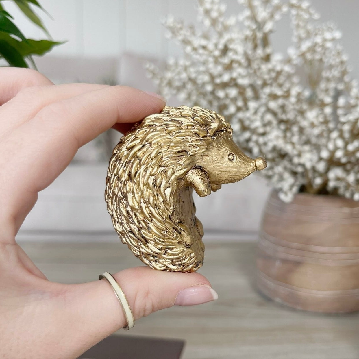 Gold Hedgehog Pot Hanger