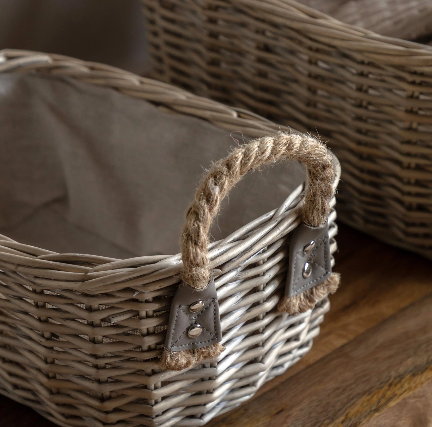 Natural Lined Oval Basket