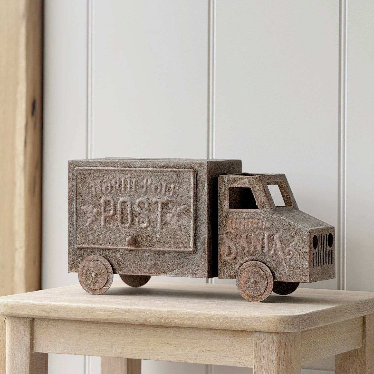 Christmas Post Truck