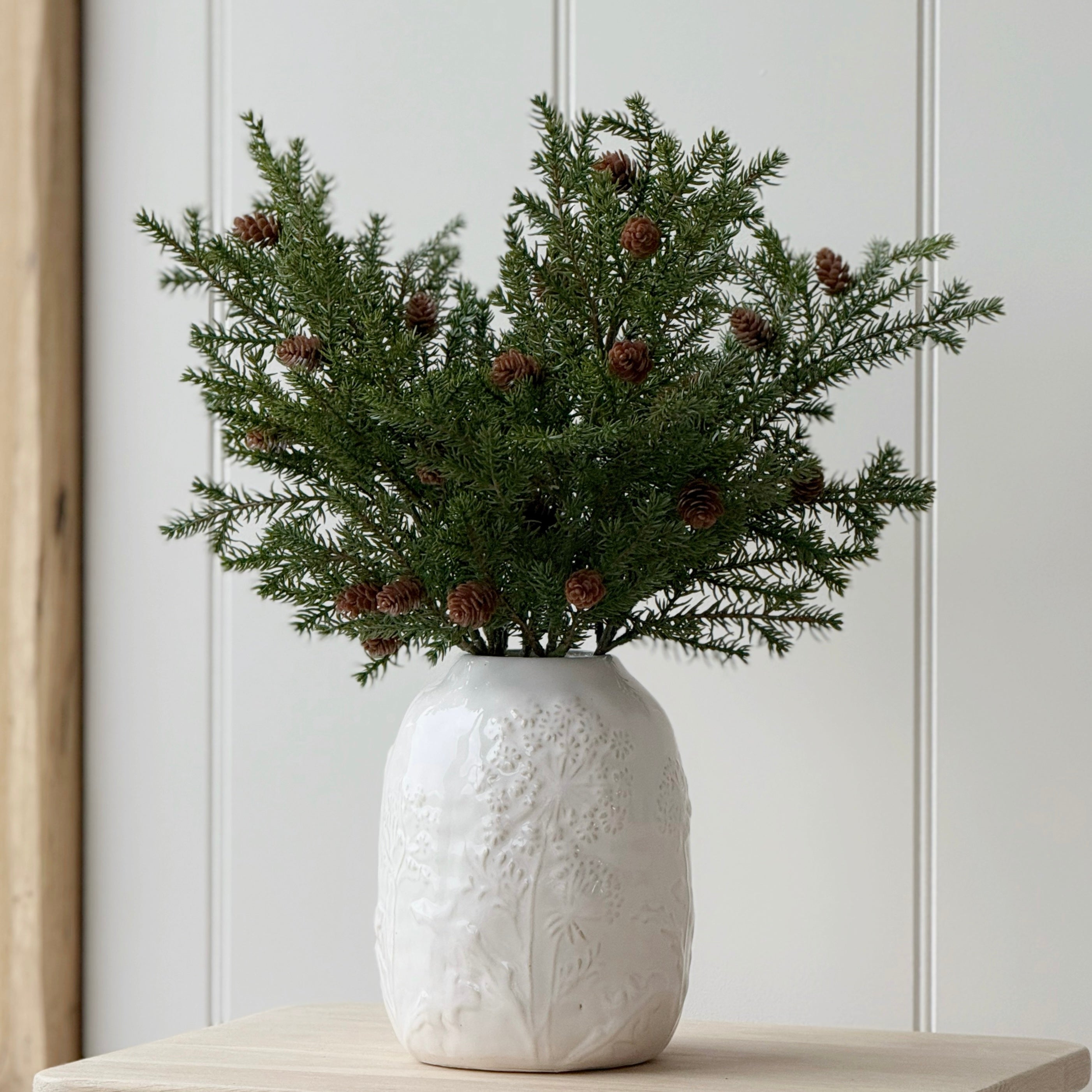 Fine Pine Spray With Cones