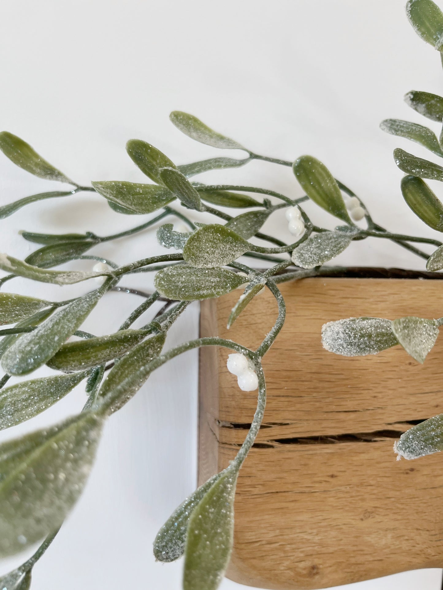 Frosted Mistletoe Garland