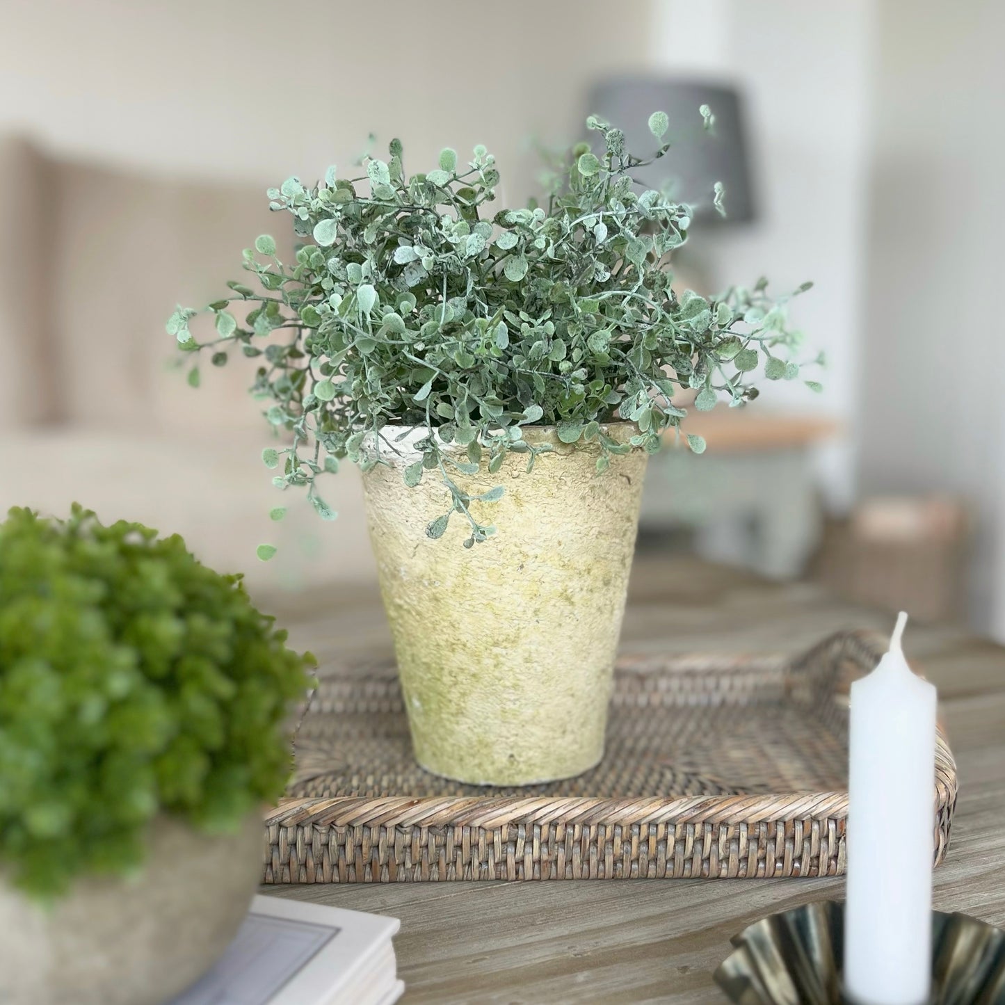 Antiqued Stone Planter 13x14cm
