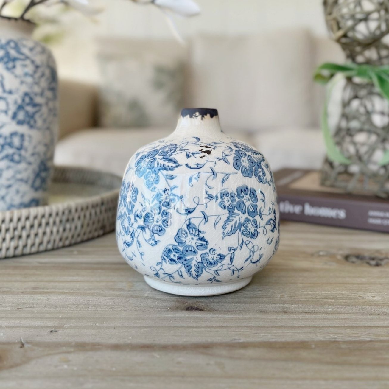 Vintage Style Bud Flo Vase