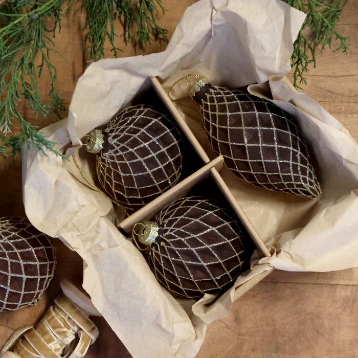 Set Of 3 Mocca Christmas Baubles