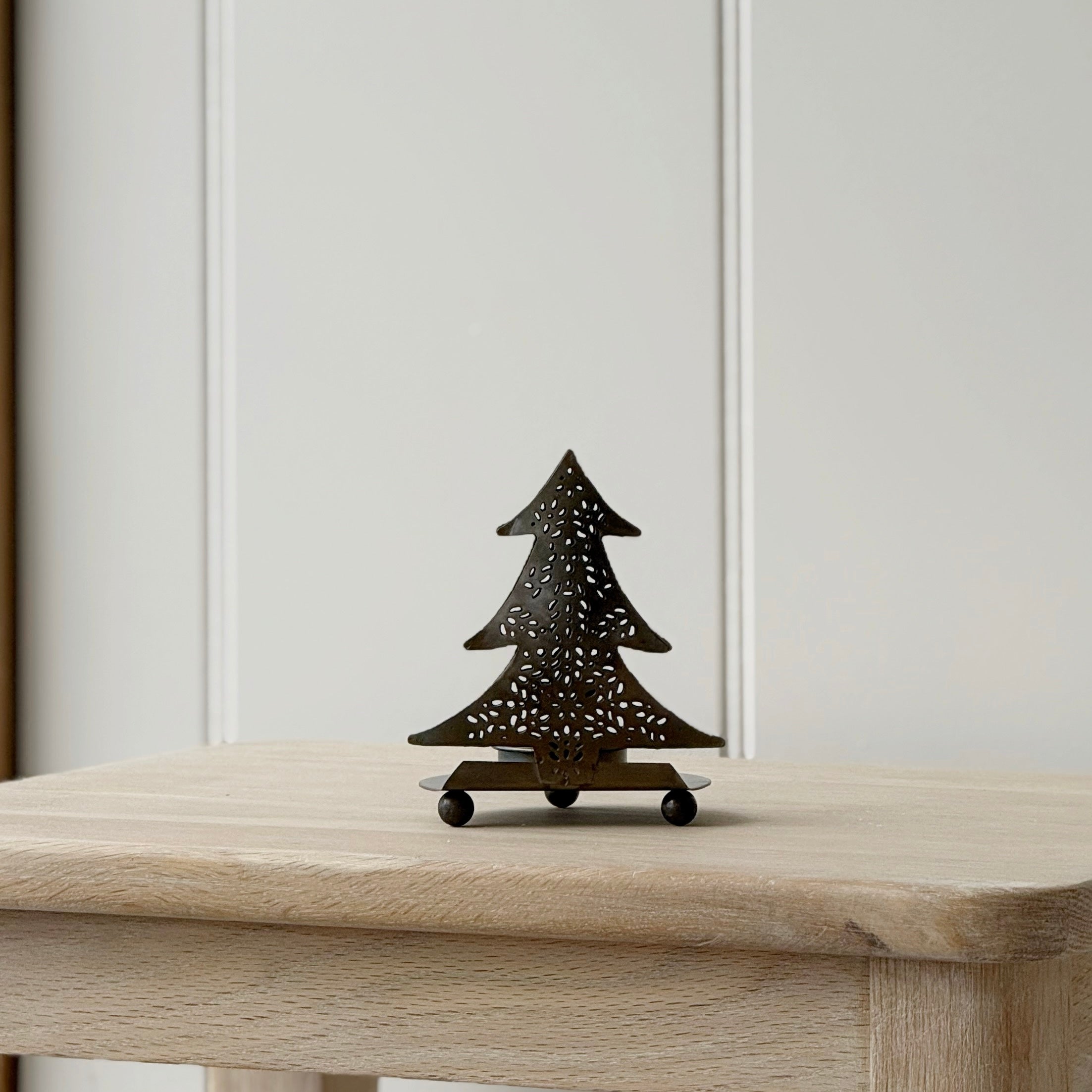 Christmas Tree T Light Holder