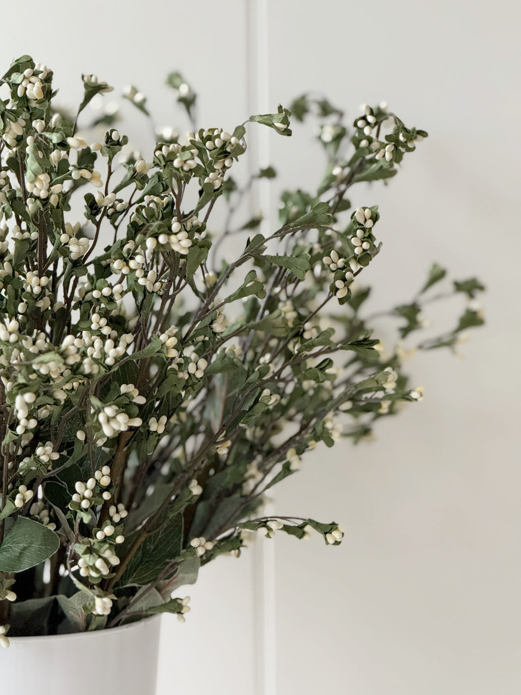 Gypsum Berry Spray