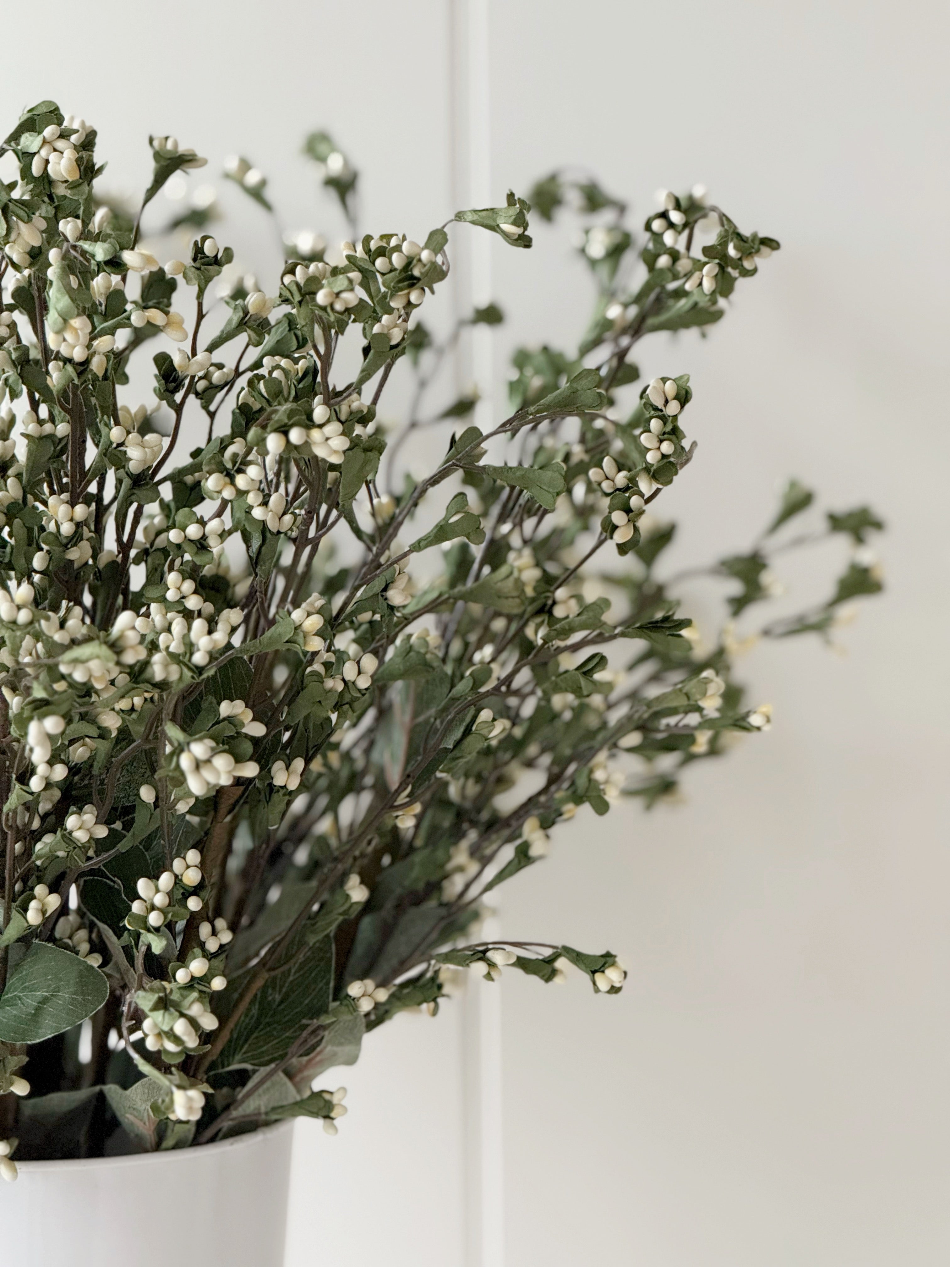 Gypsum Berry Spray