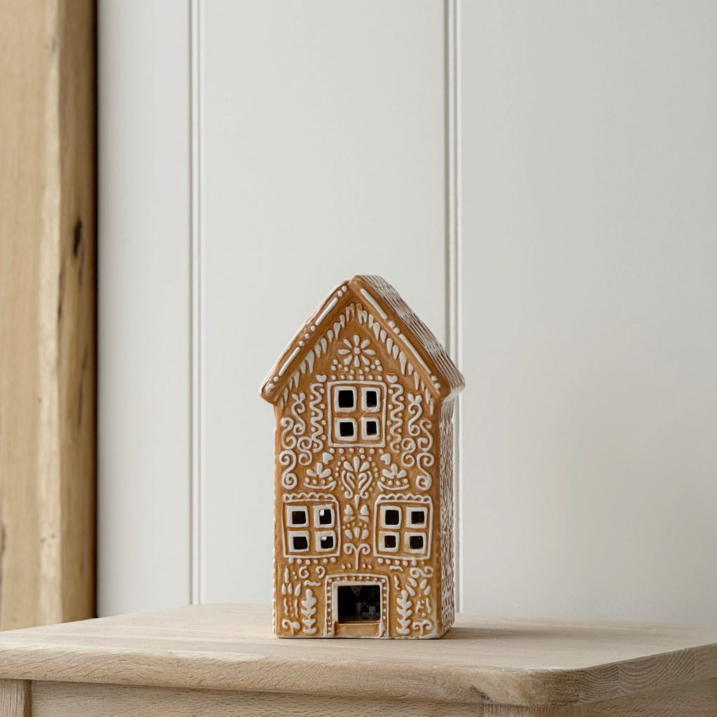 Imperfect LED Gingerbread Townhouse