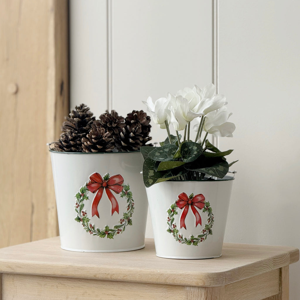 Christmas Wreath Bucket