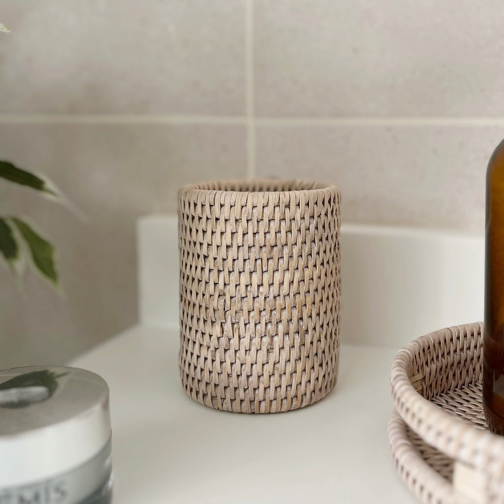 Rattan Pot
