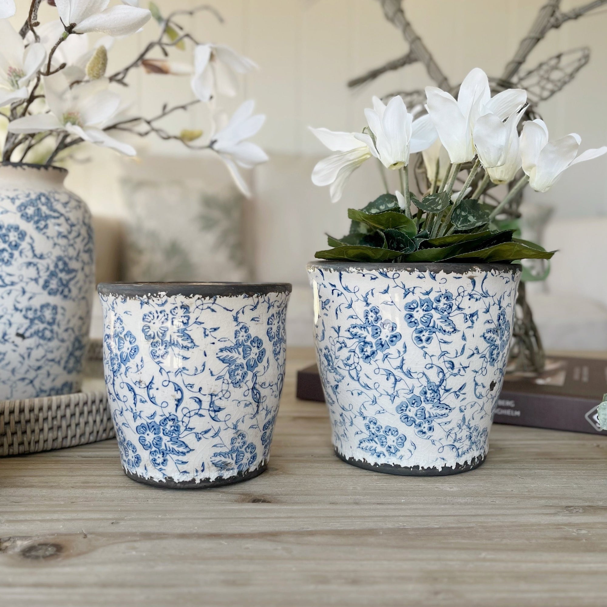 Vintage Style Flo Planter