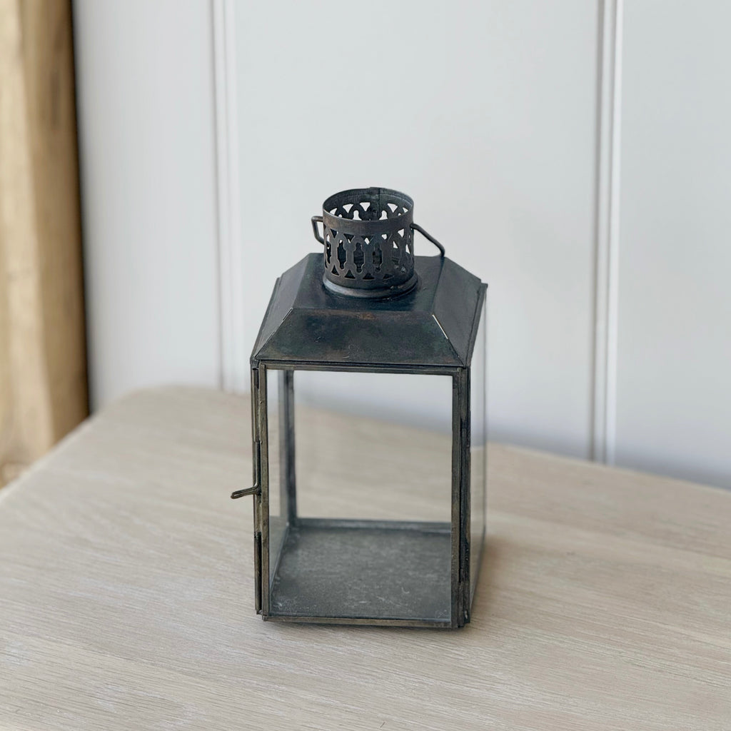 Mikkel Chimney Lantern
