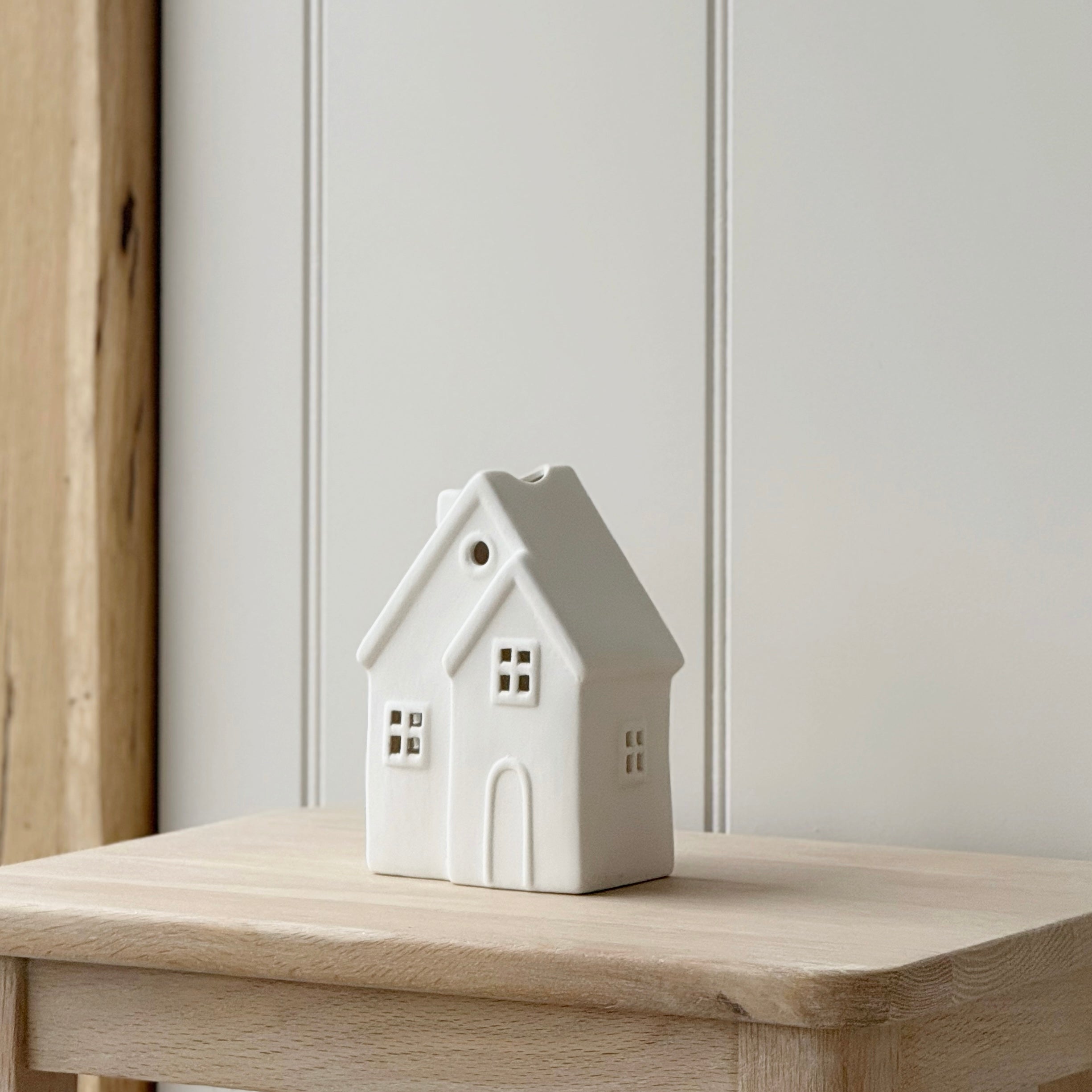 White House Tealight Holder