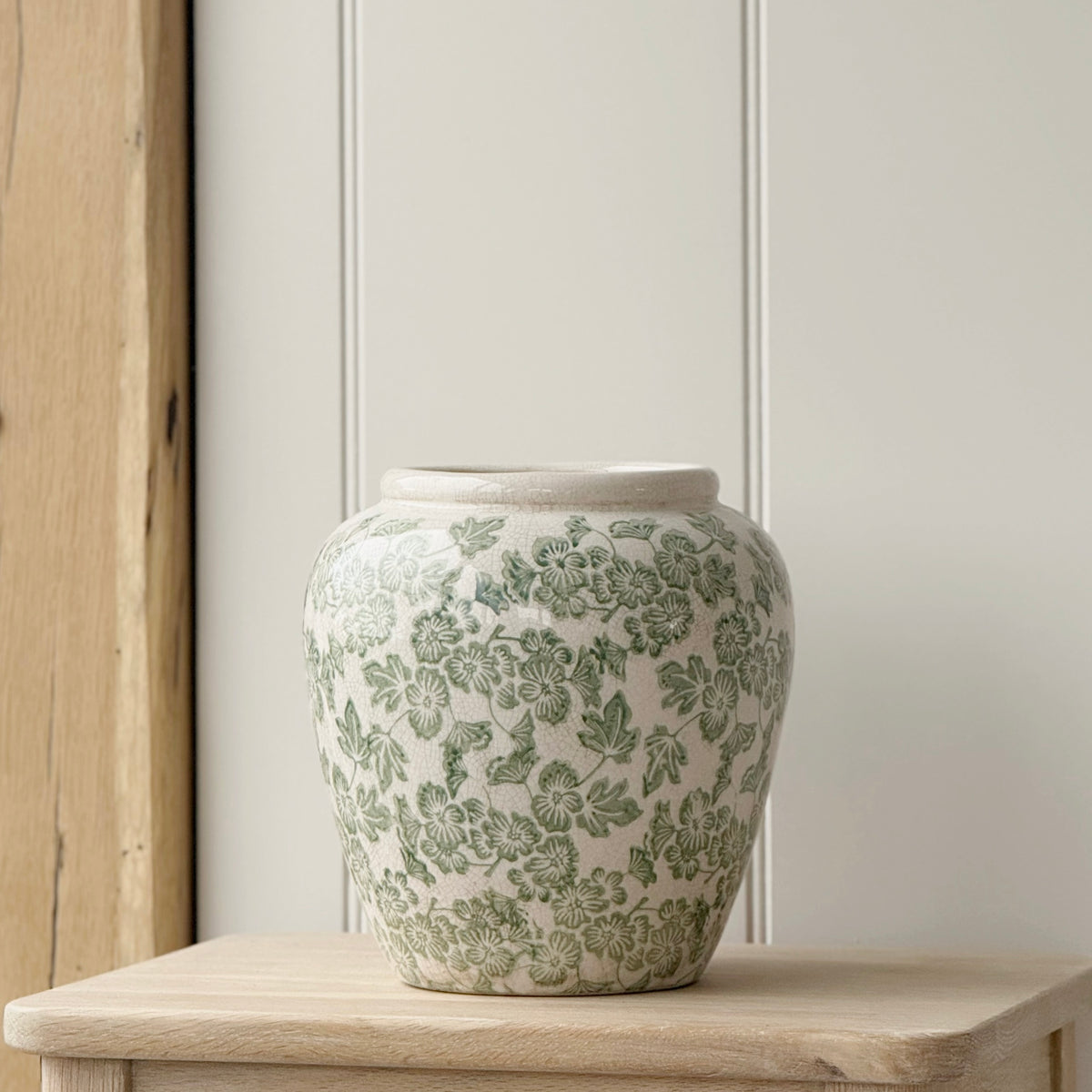 Green Clover Ople Vase