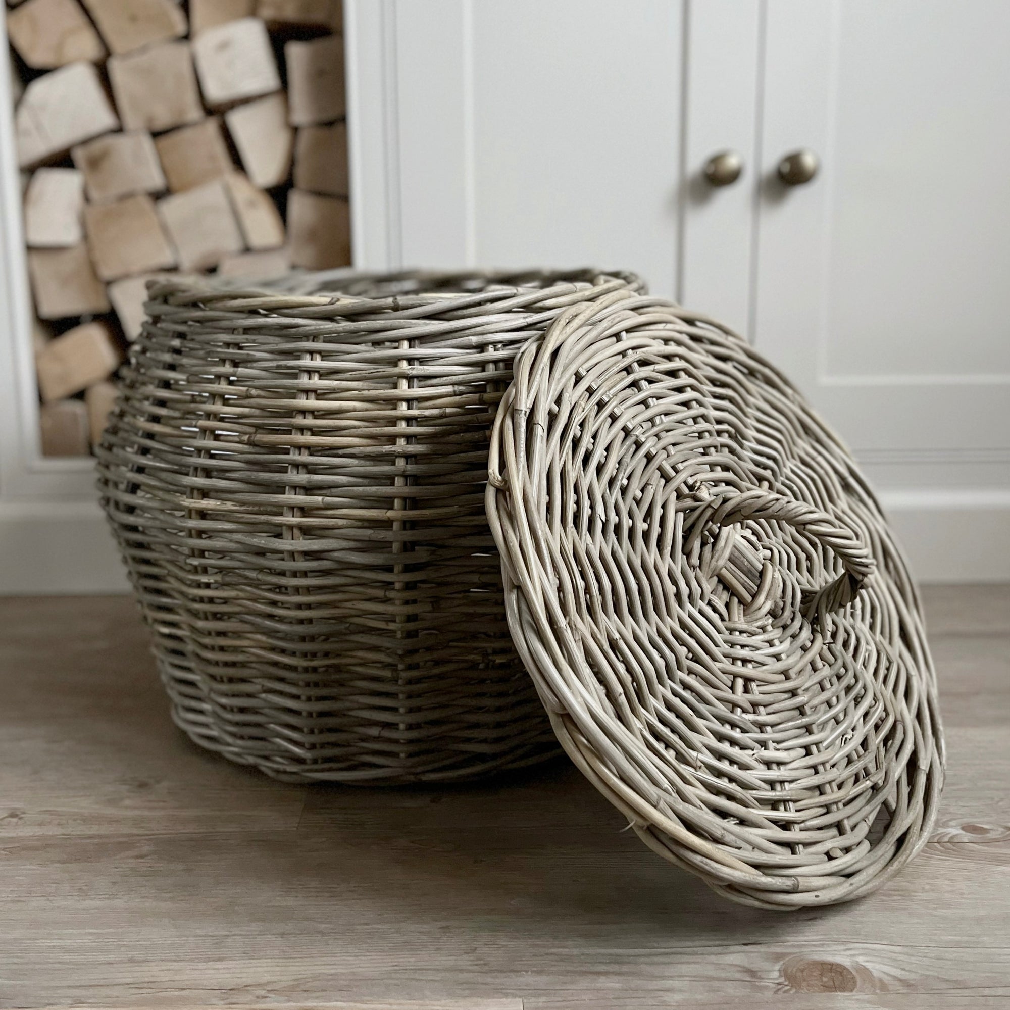 Large Round Storage Basket With Lid