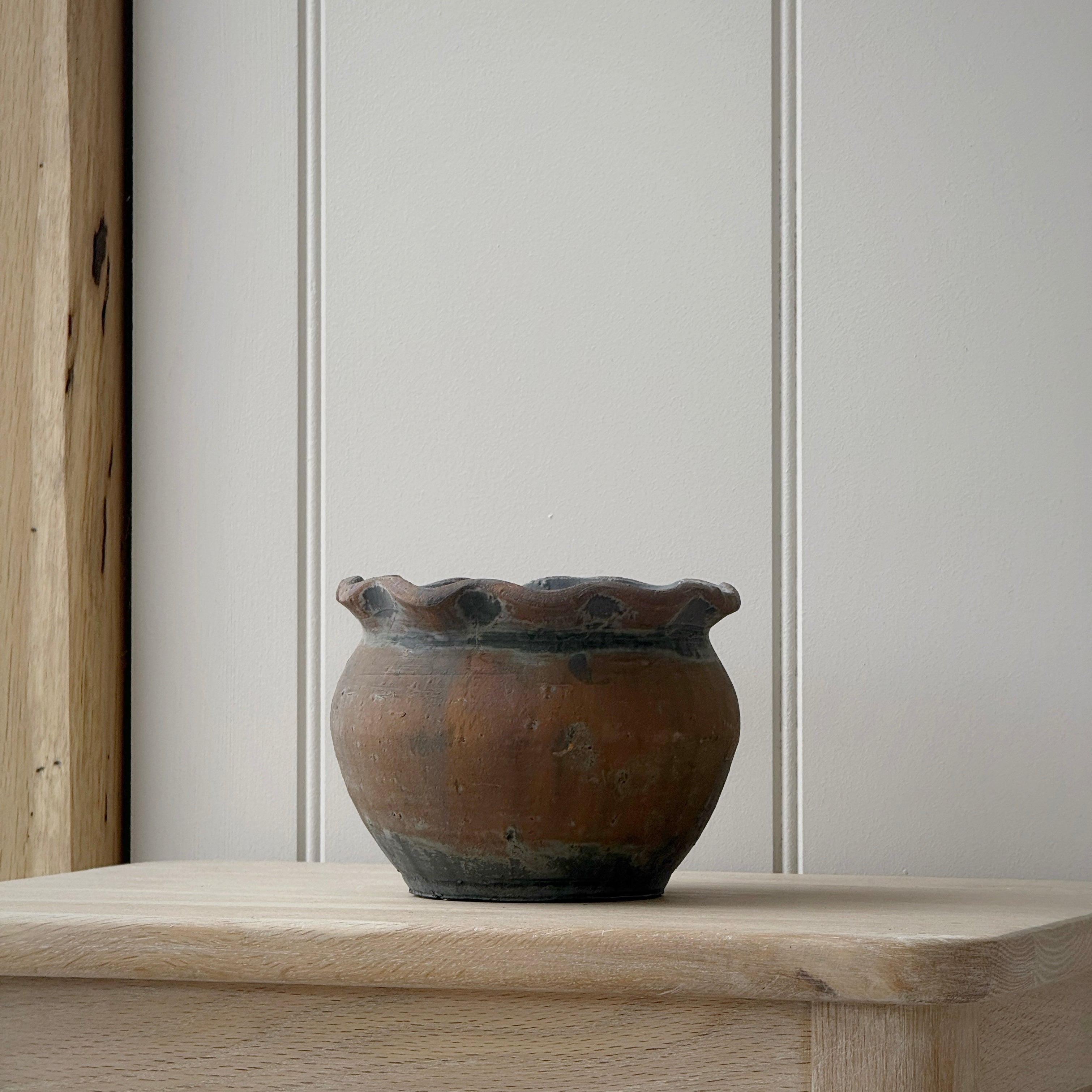 Small Vintage Pie Crust Planter