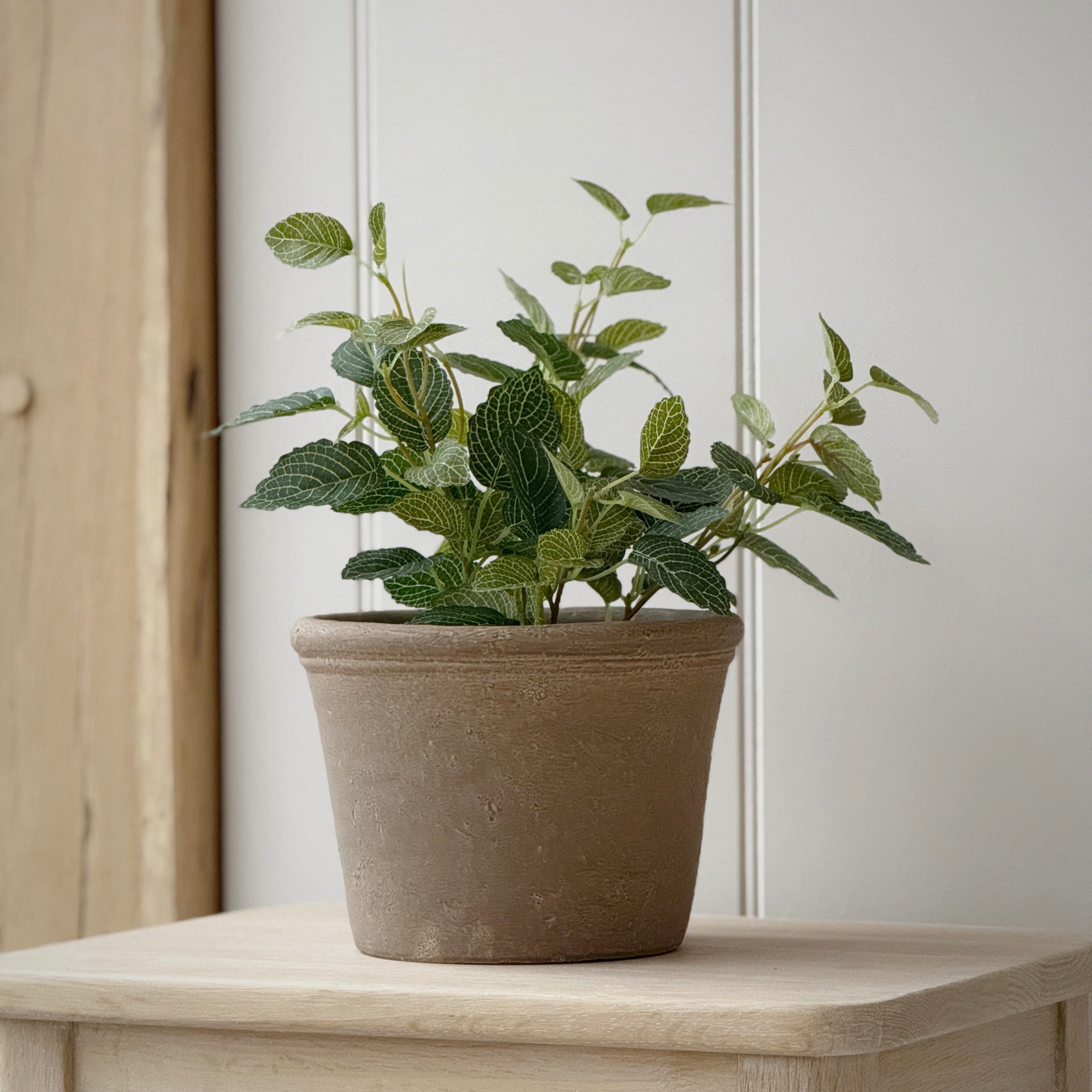 Large Dark Sand Athen Pot