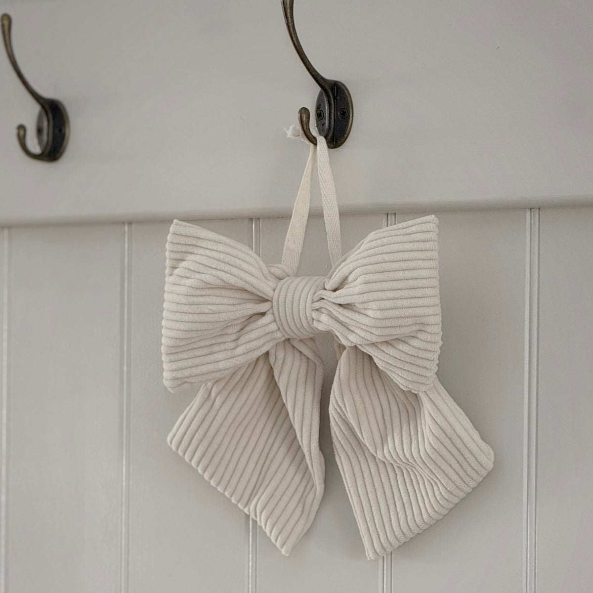 Cream Hanging Bow