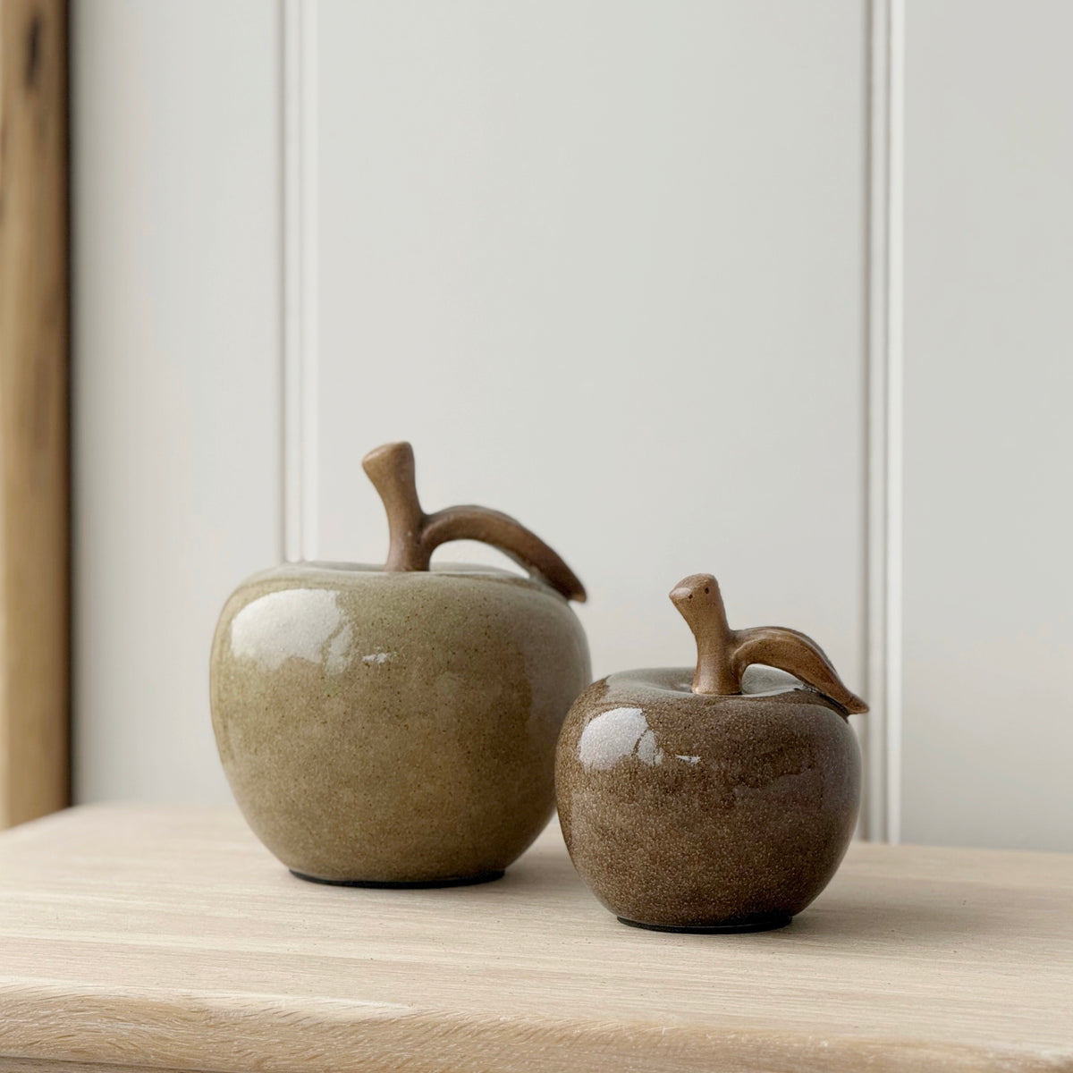 Latte Ceramic Apple
