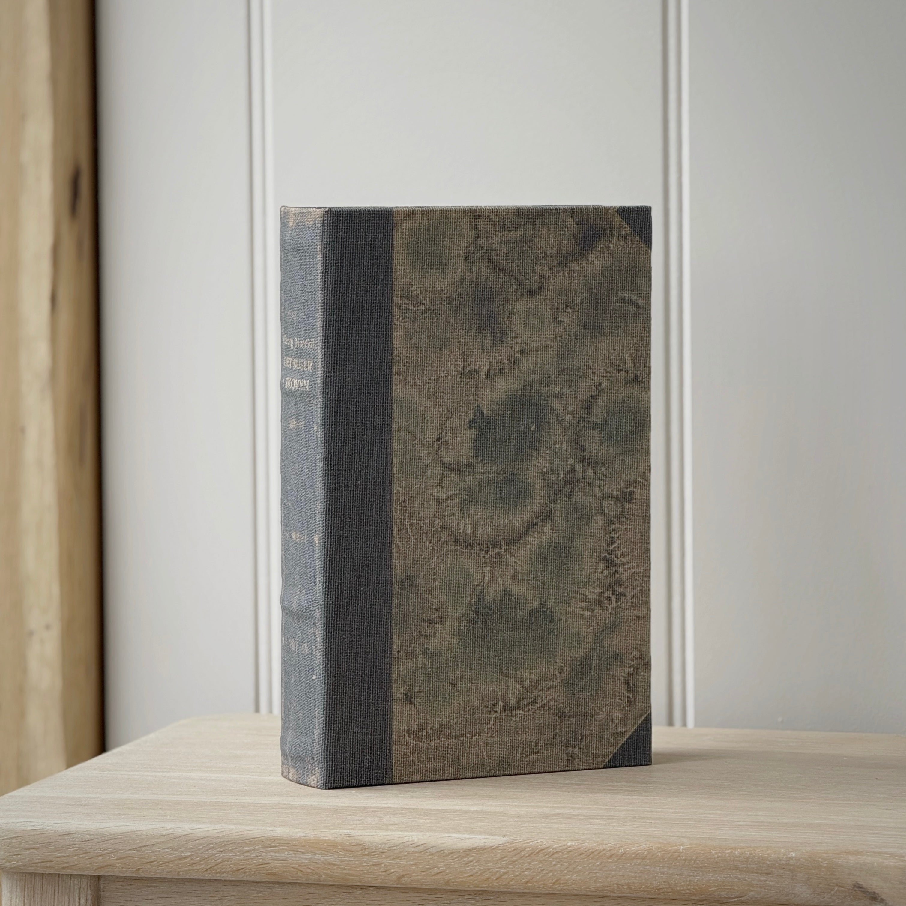 Vintage Style Storage Book