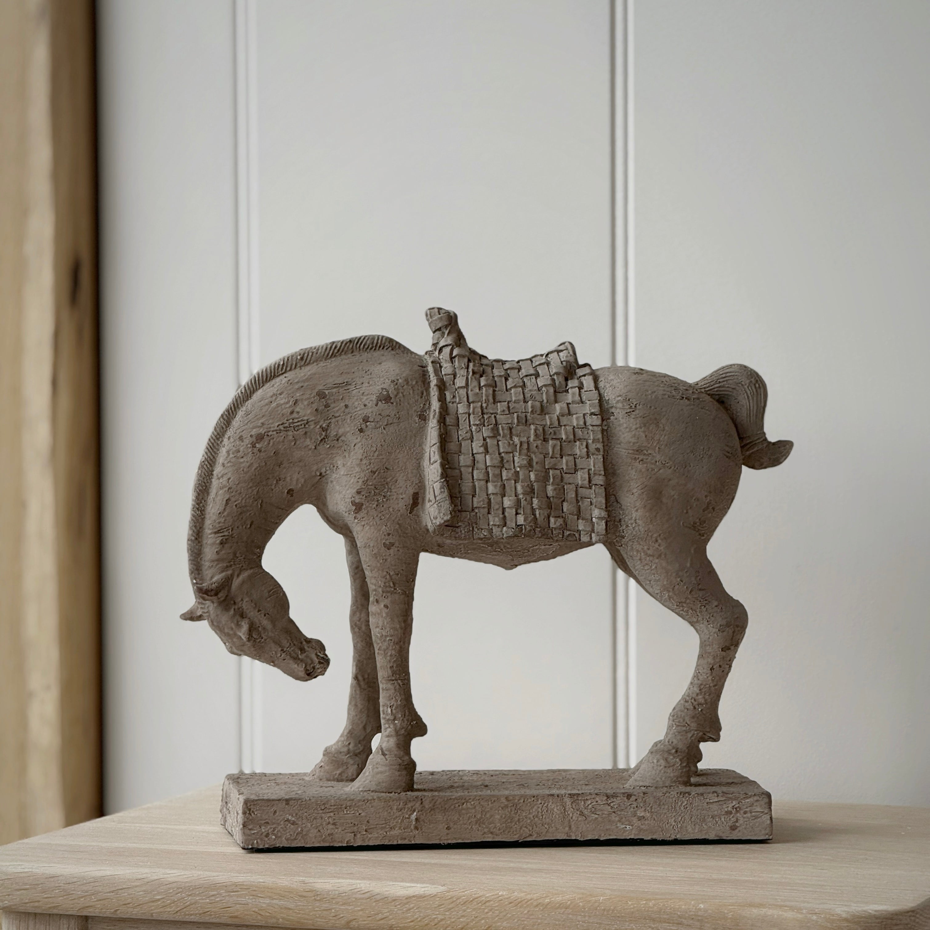 Bowing Horse Ornament