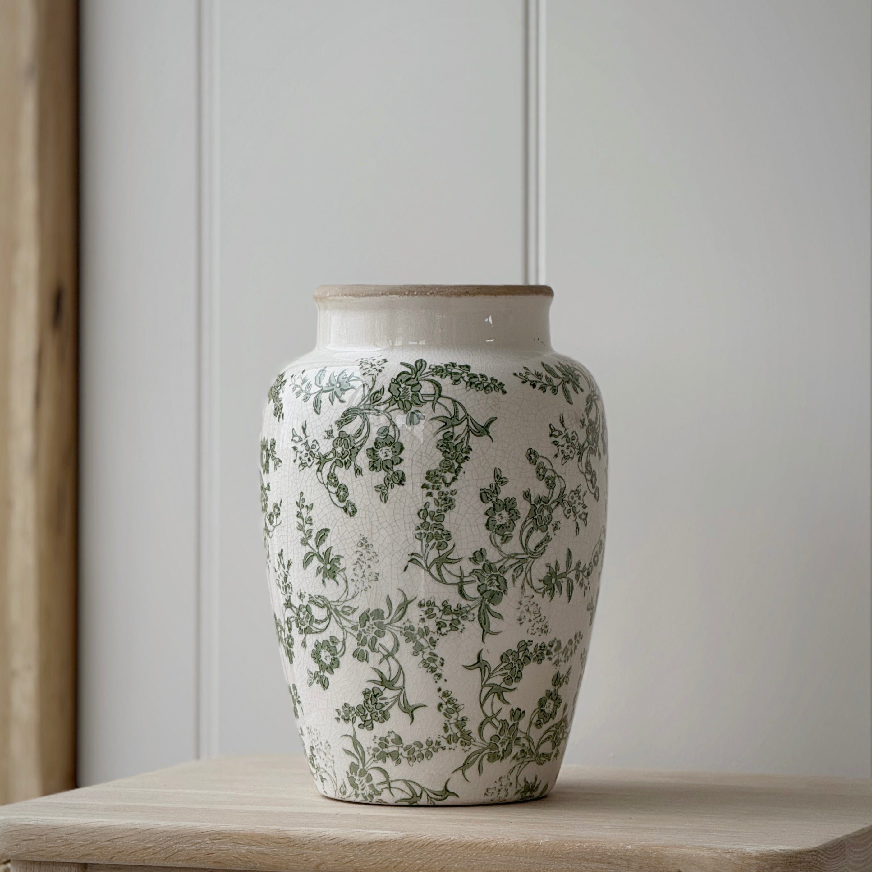 Ulla Vintage Style Vase