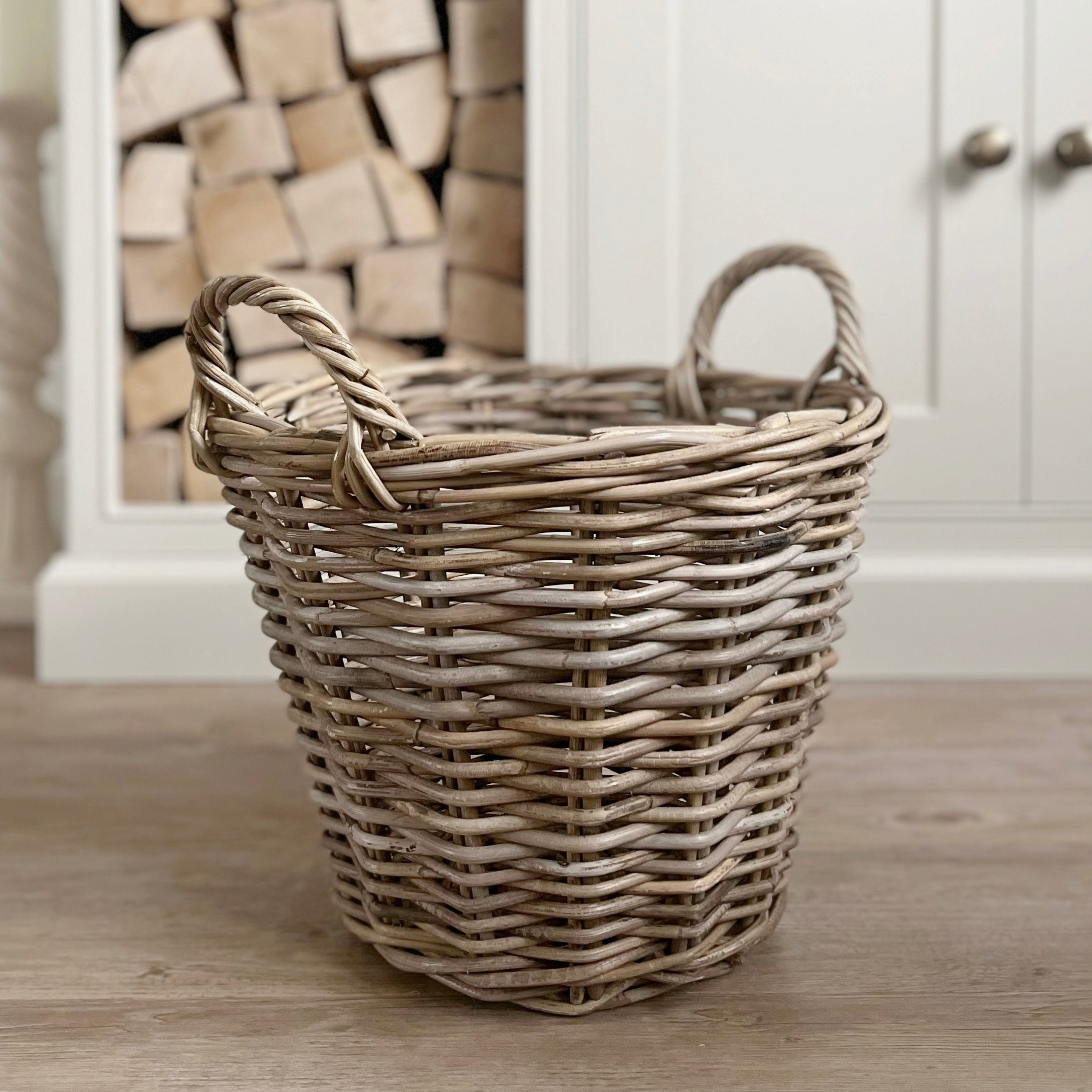 Round Log Basket