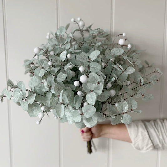 Eucalyptus & White Berry Bunch