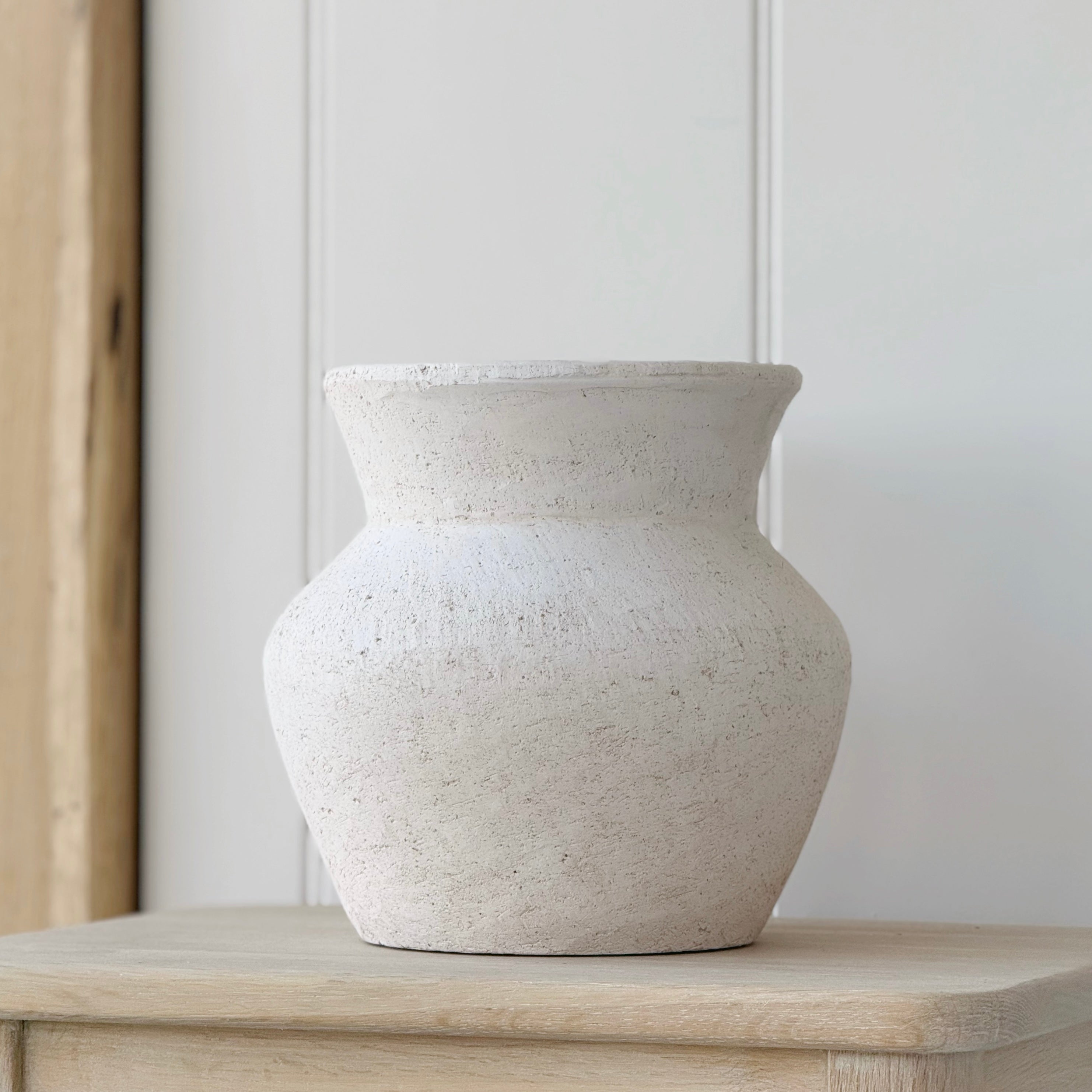 Hera Vase