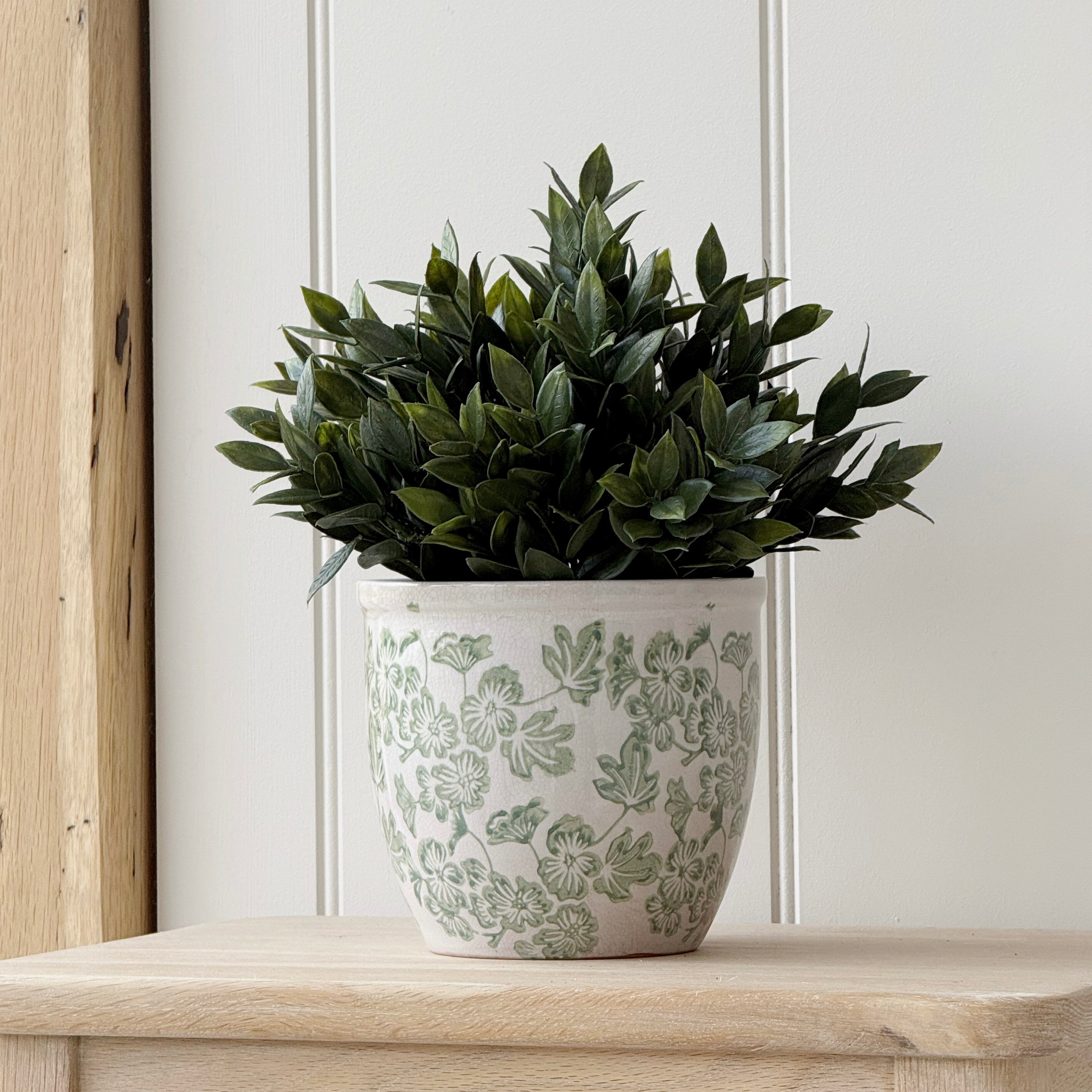 Small Green Clover Planter Pot