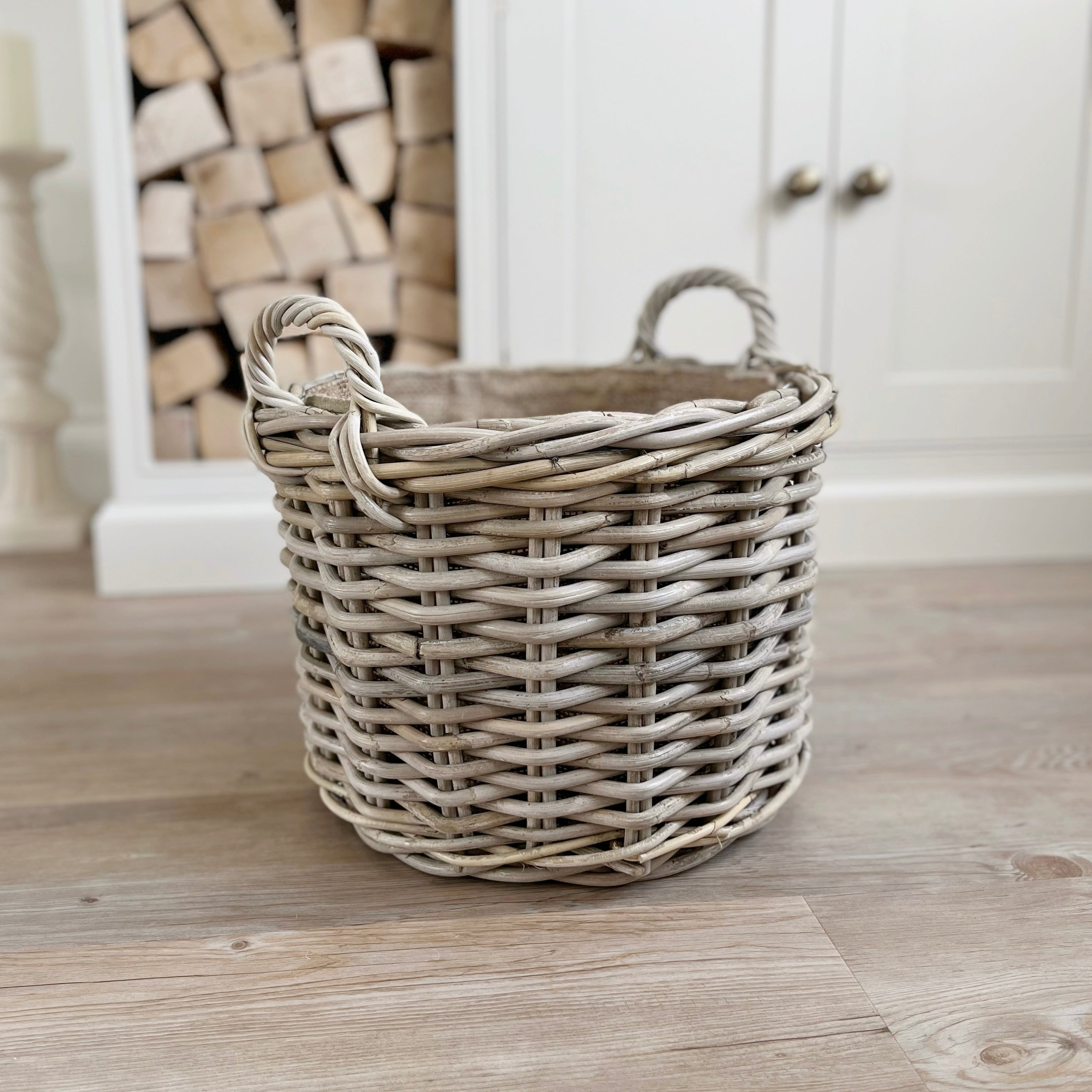 Round Hessian Log Basket