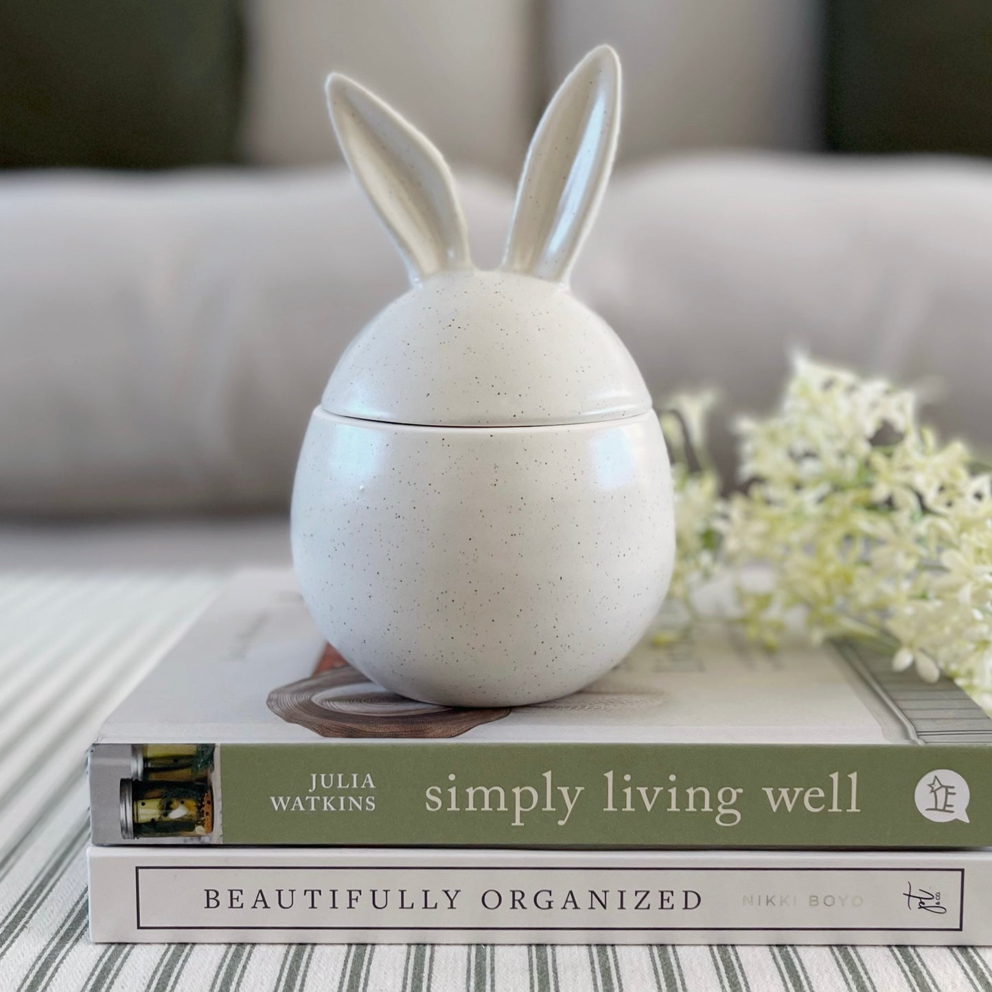 Speckled Bunny Pot