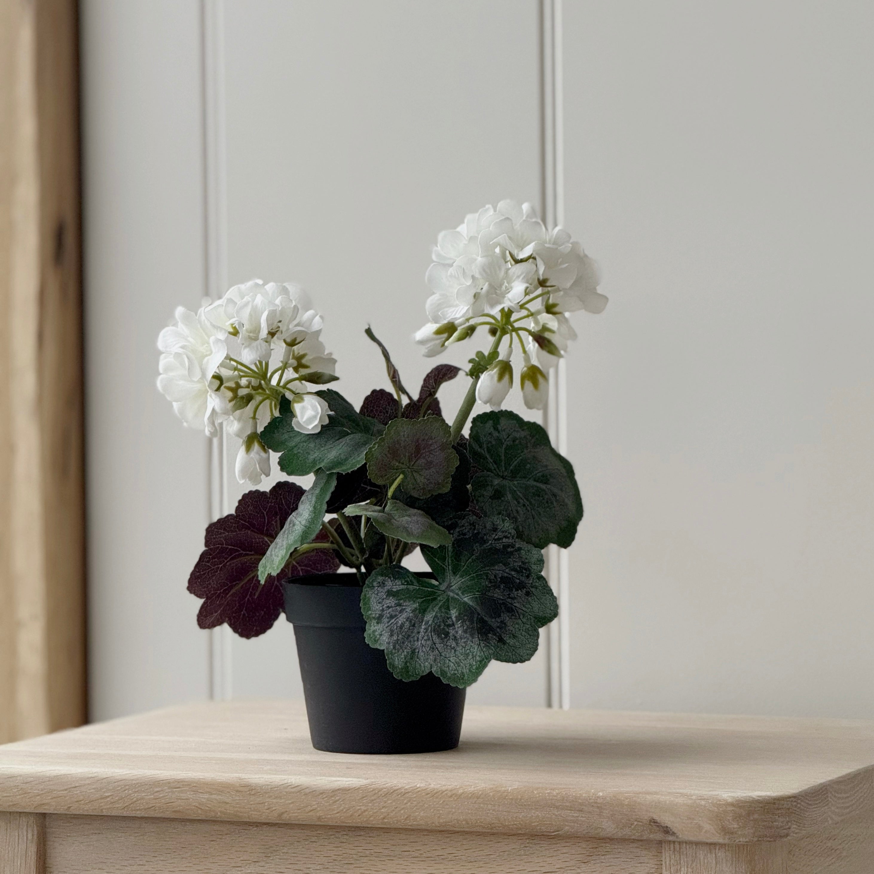 Small Faux White Geranium