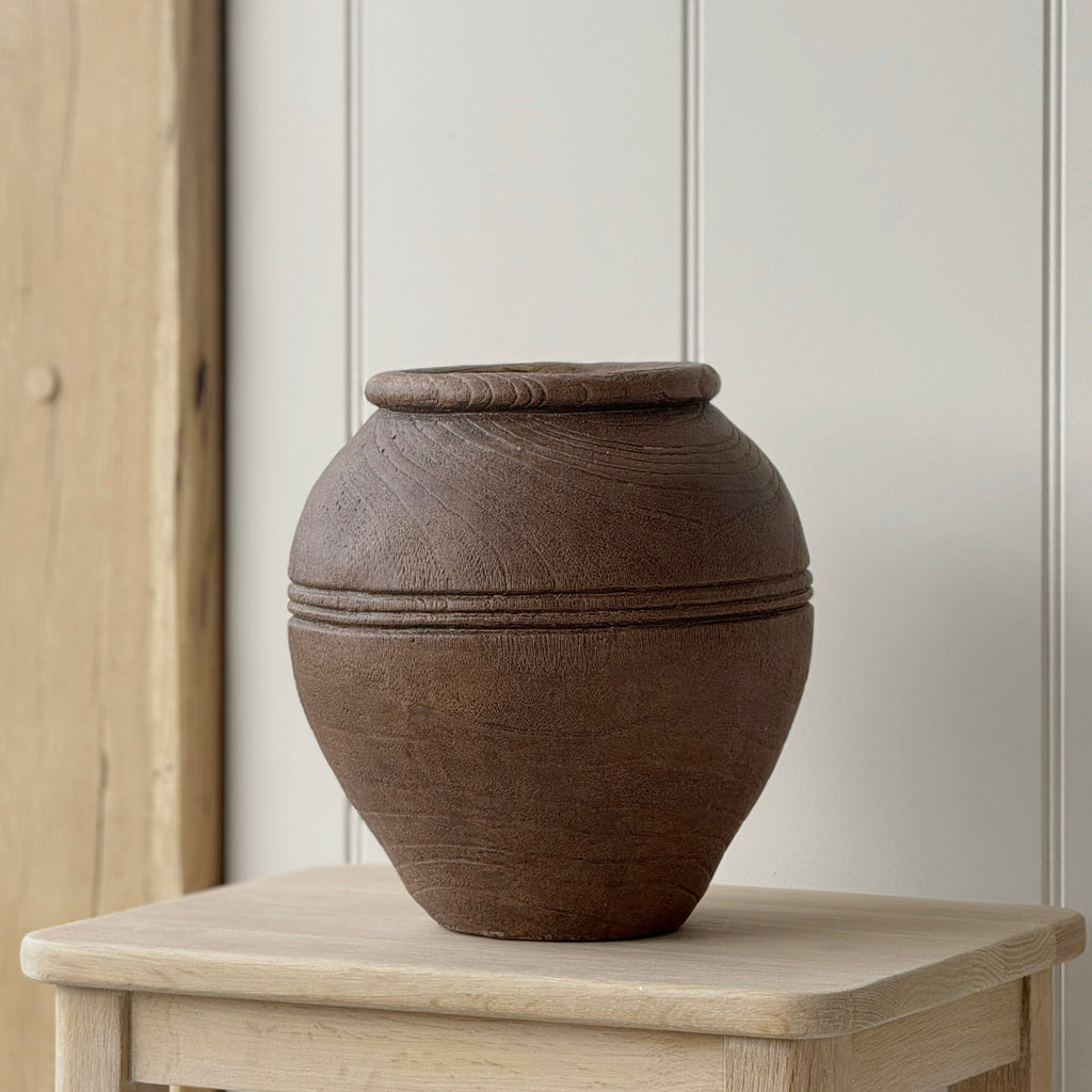 COMING SOON Sable Vase