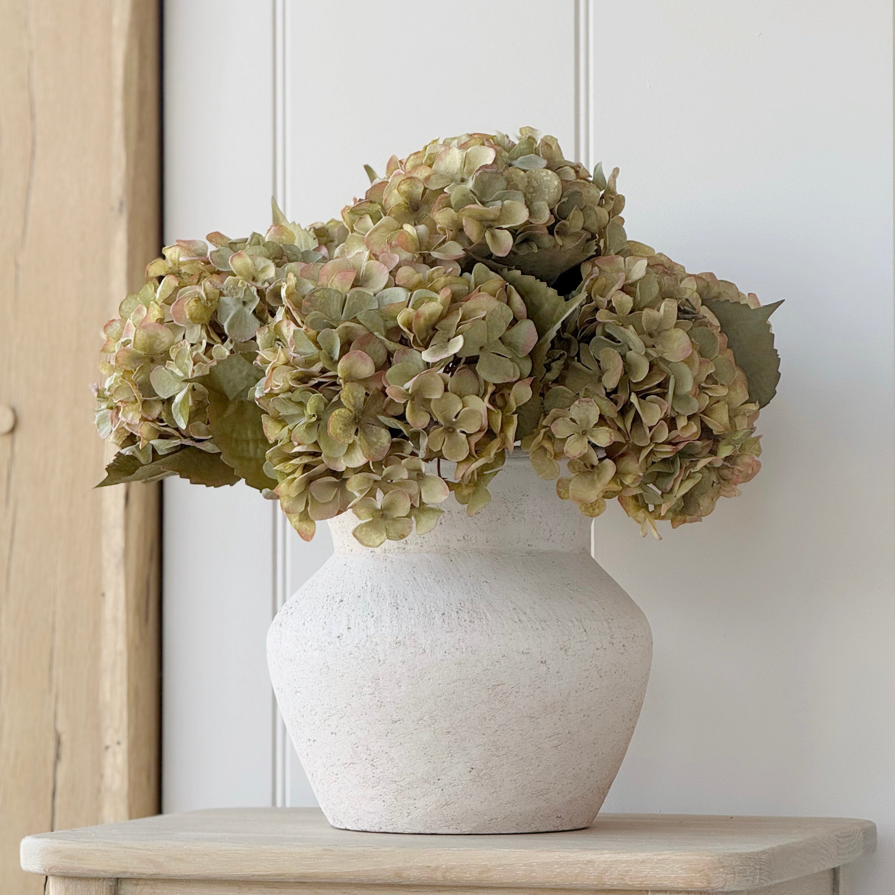 Hera Vase
