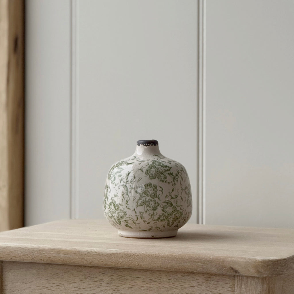 Vintage Style Green Bud Flo Vase