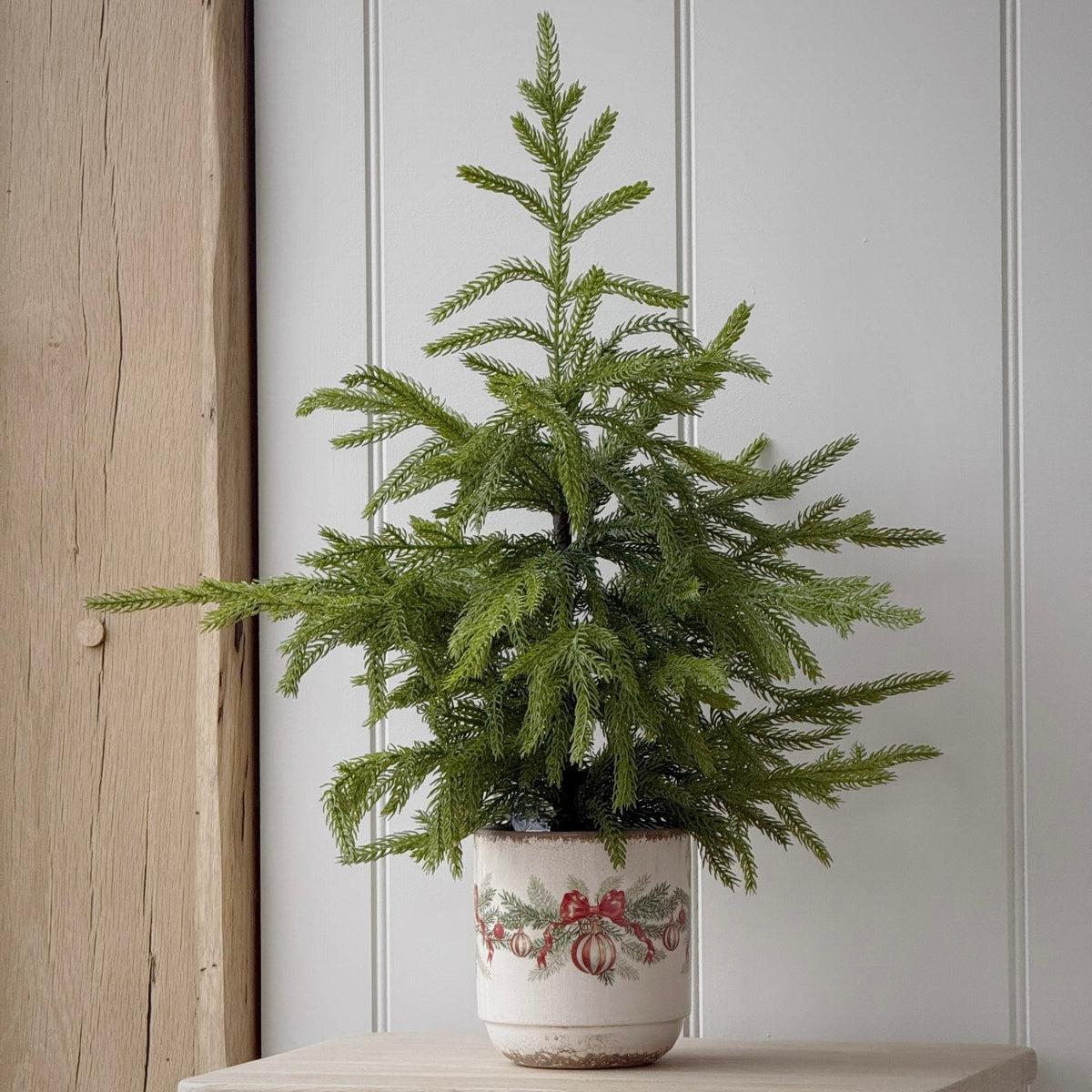 Vintage Style Christmas Bow Planter
