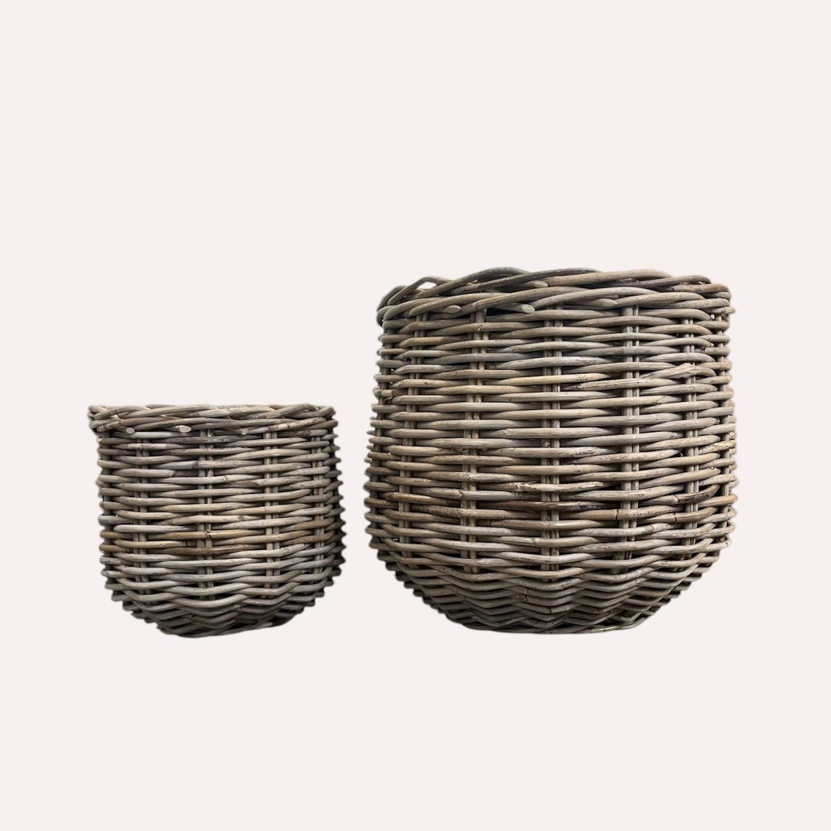 Kubu Round Planter