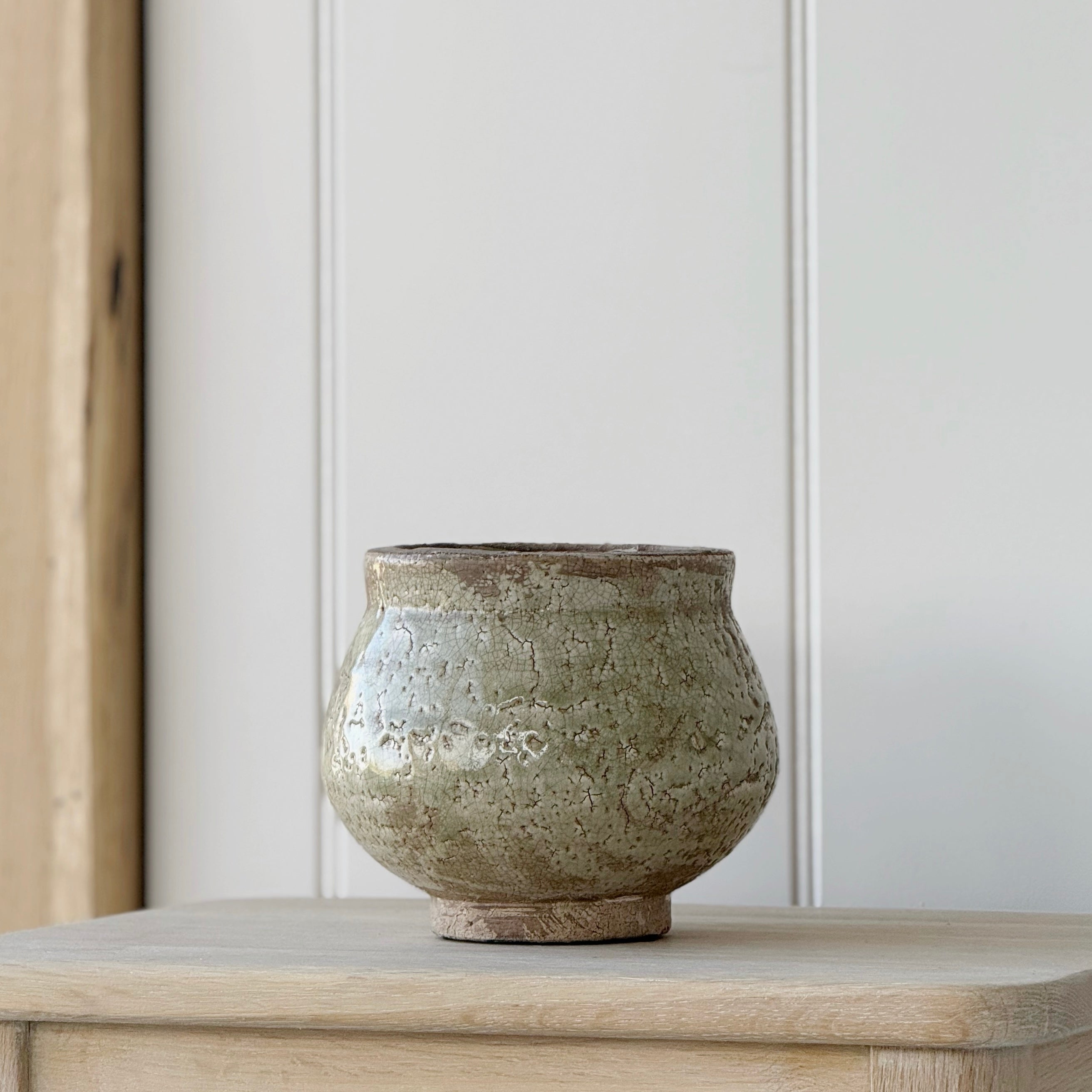 Light Green Crackle Pot