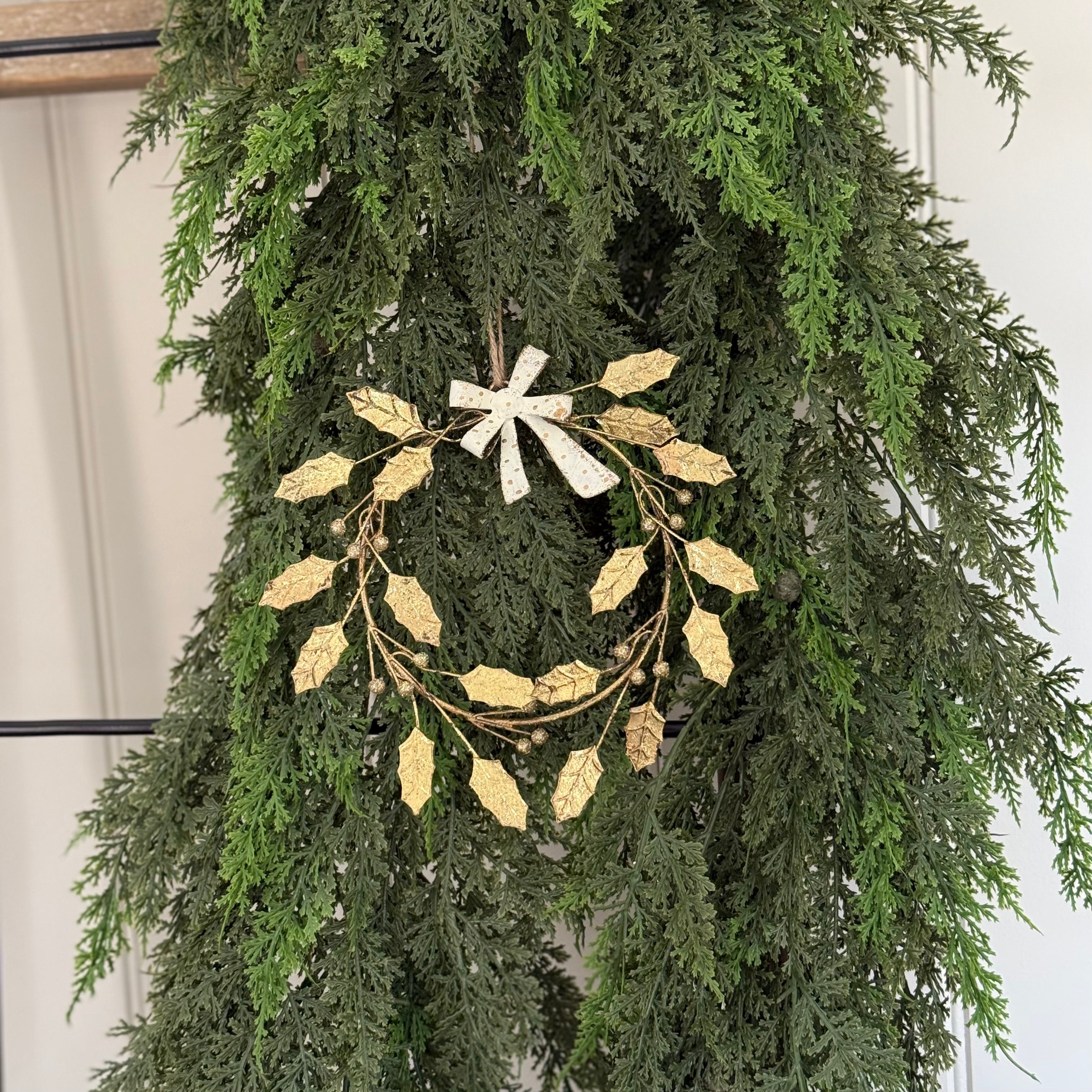Gold Holly Leaf Wreath