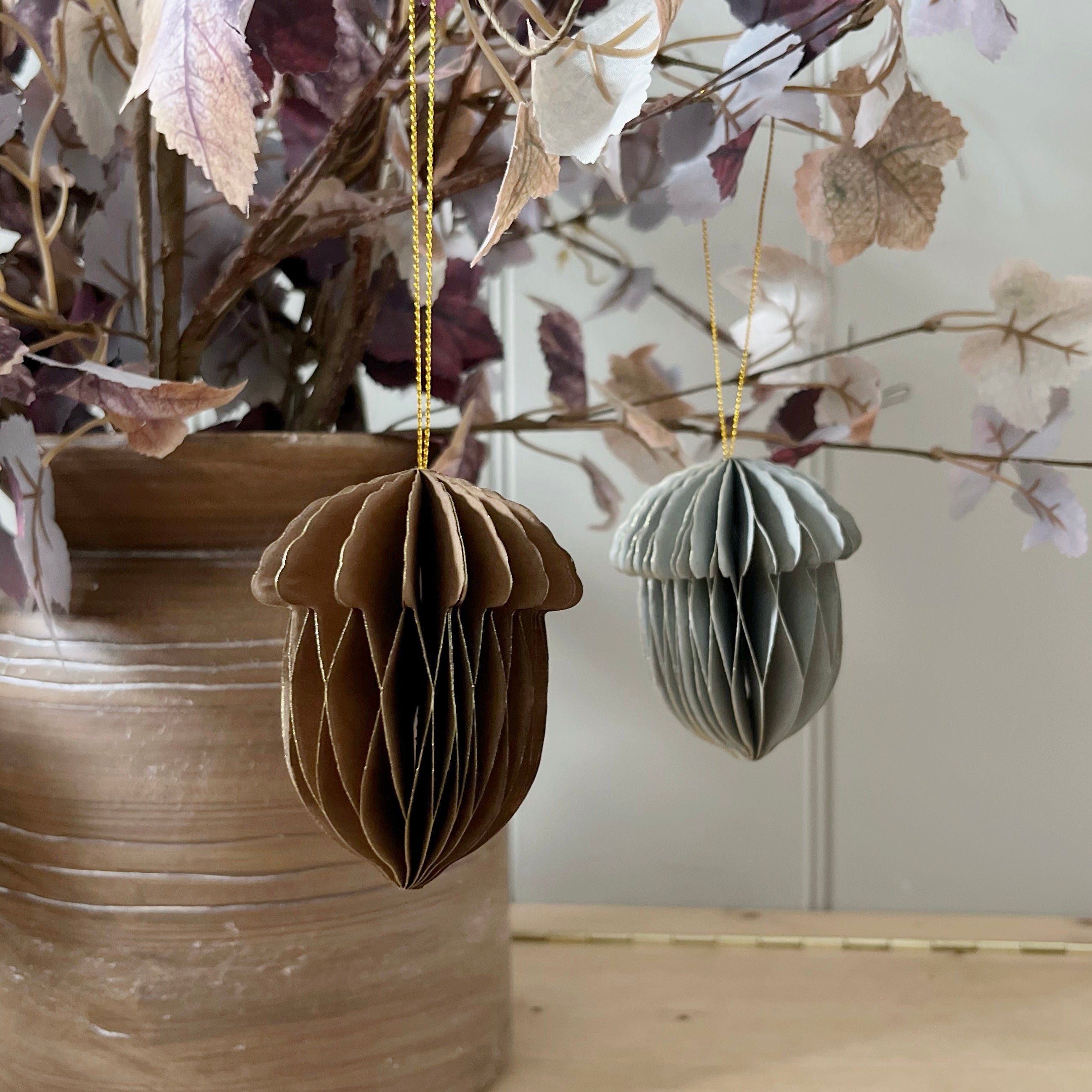 Set Of 2 Hanging Acorn