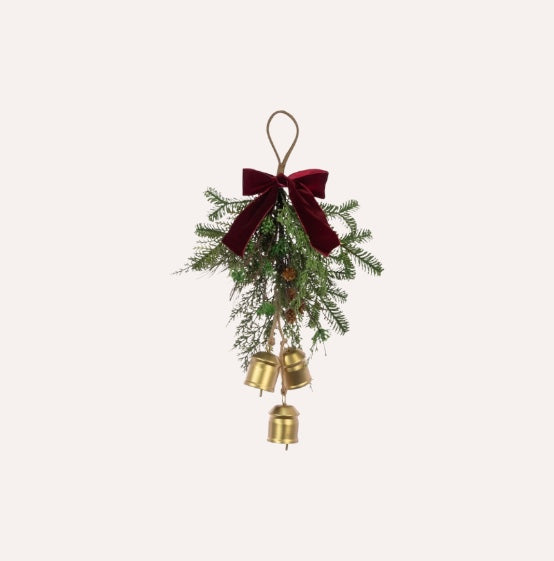 Belmesthorpe Hanging Bow & Bells