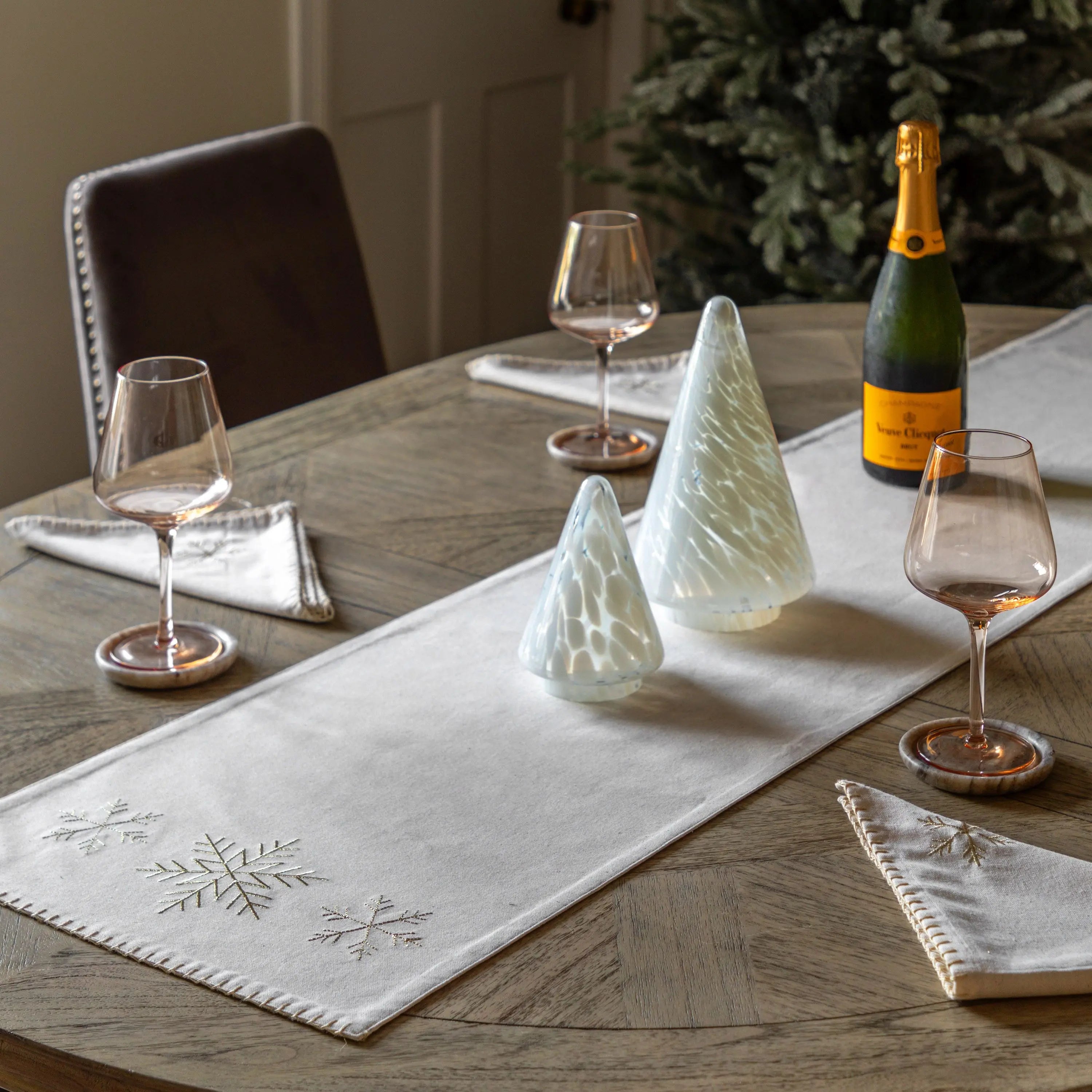 Snowflake Table Runner