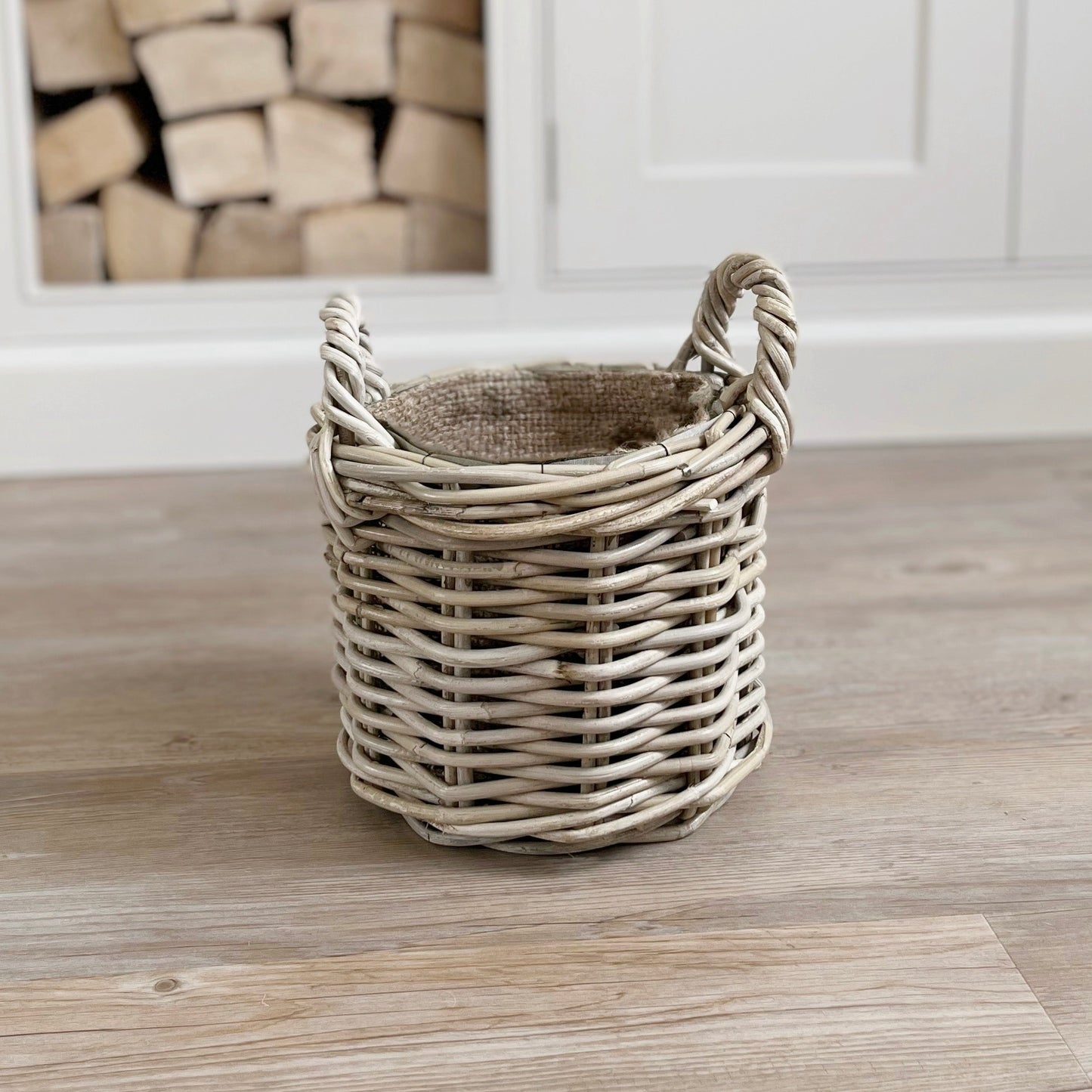 Round Hessian Log Basket