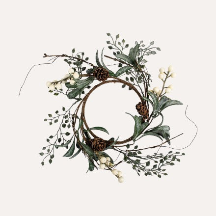 White Berry Candle Ring with Frosted Leaves